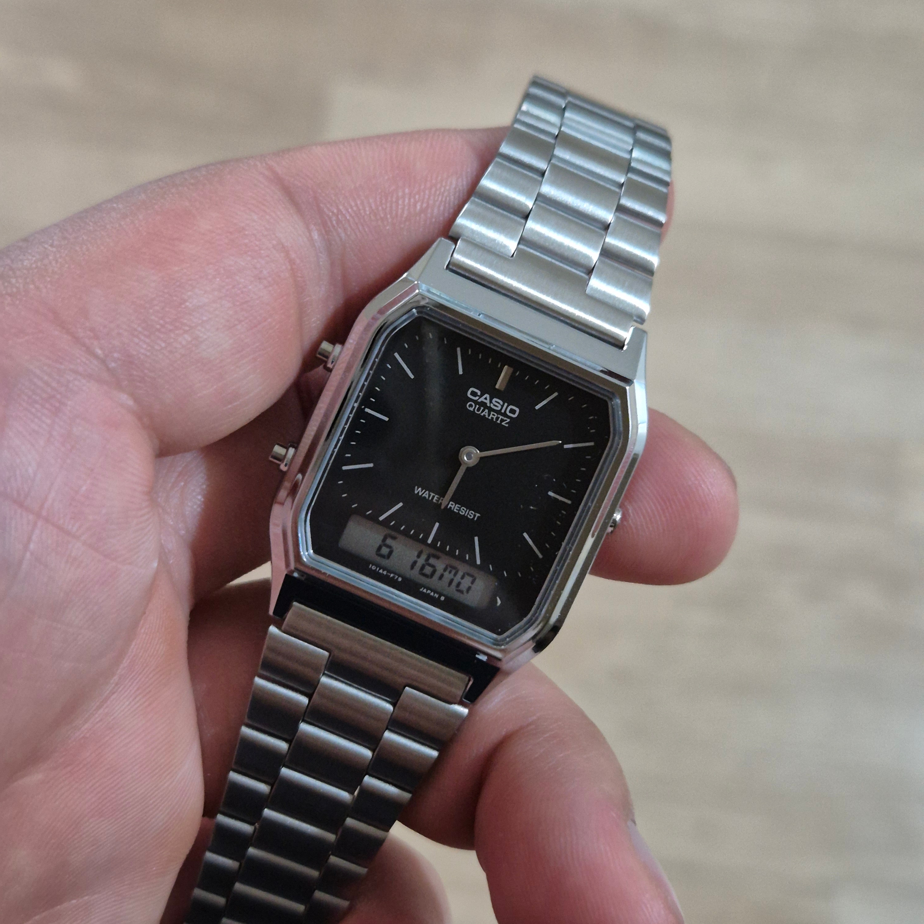 Casio AQ-230A-1DMQ 착용 스타일