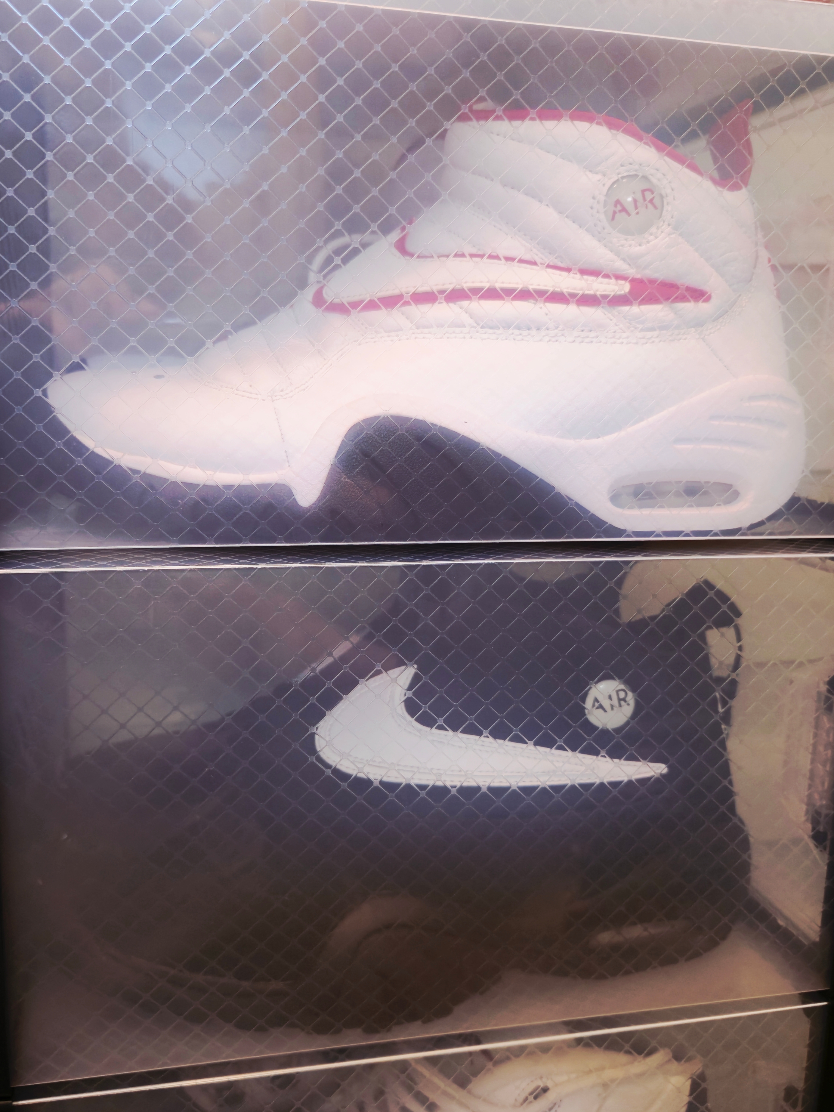 Nike Air Shake NDestrukt White Red, Nike Air Shake NDestrukt Black White 착용 스타일 - 1