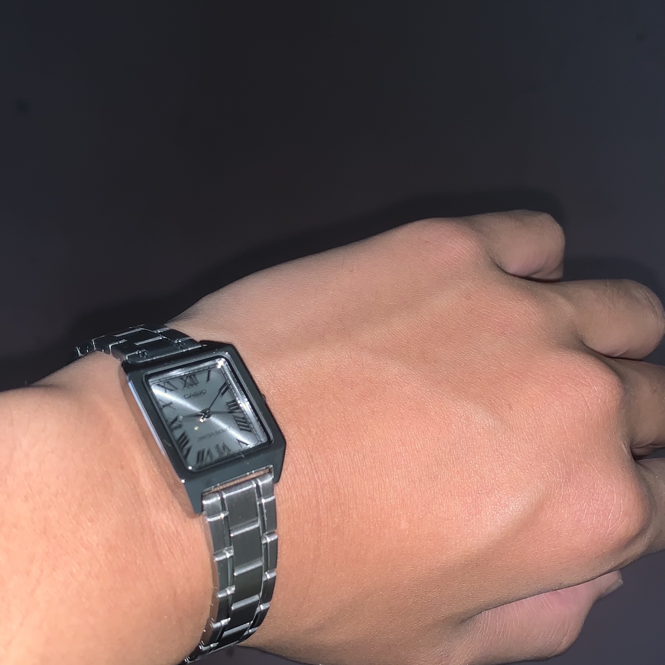 Casio LTP-V007D-7B 착용 스타일 - 1
