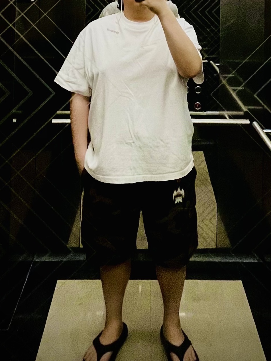 Oofos OOriginal Black 착용 스타일