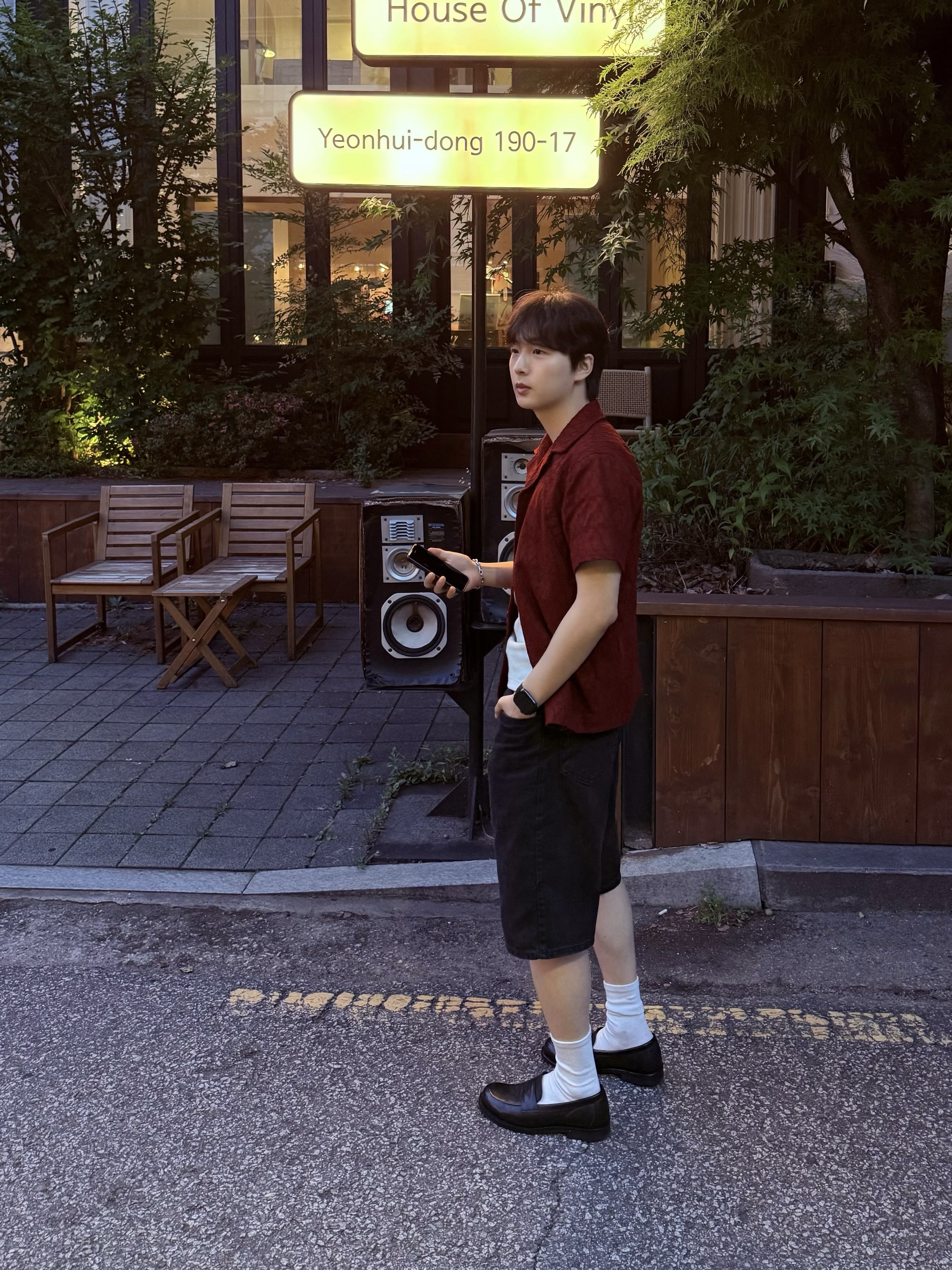 Thevinylhouse Texture Check Shirts Wine, JOSEPHT Morgan Black 착용 스타일 - 3