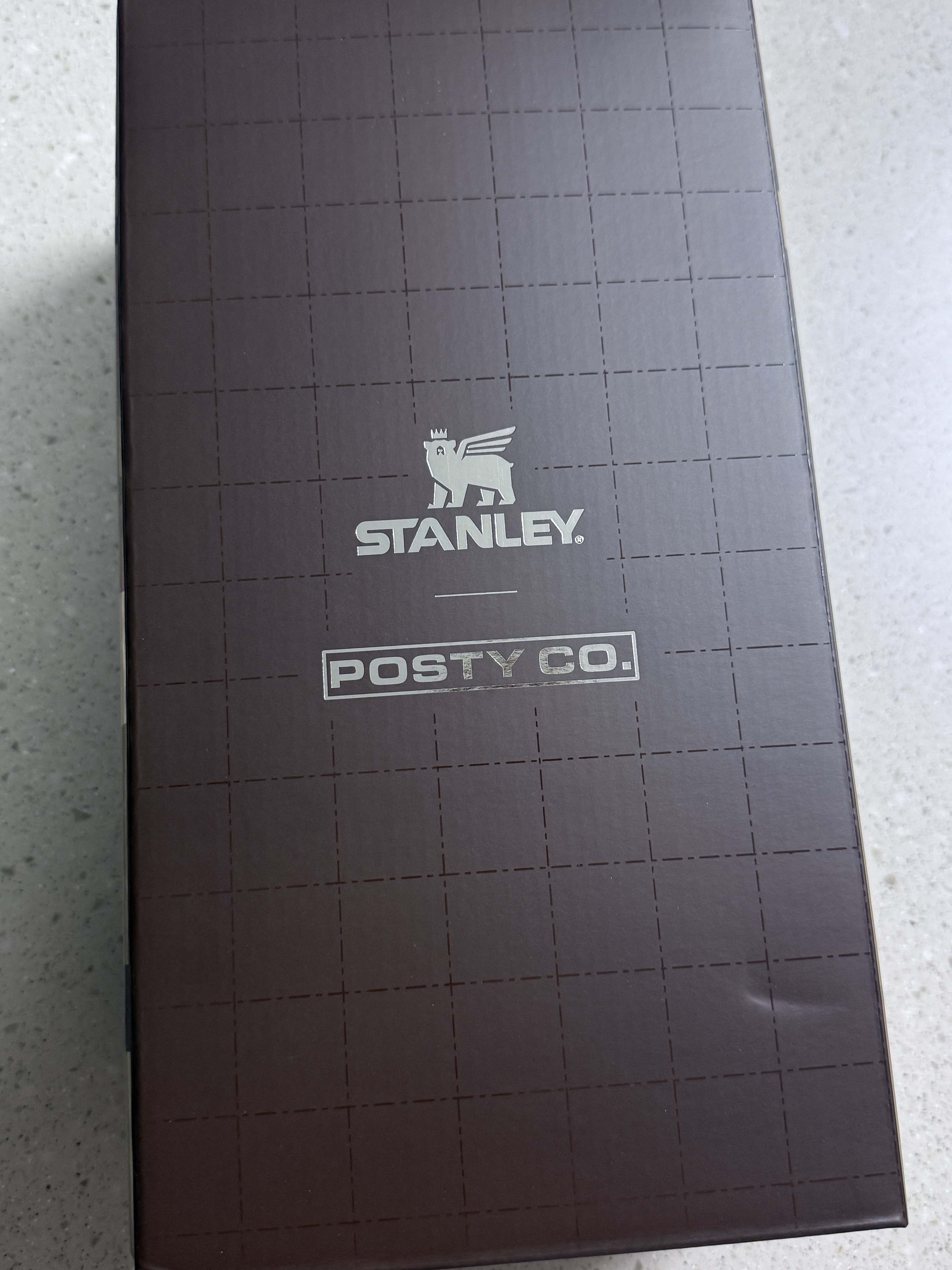 Stanley x The Post Malone Quencher H2.0 Flowstate Tumbler 1.18L Multicam 착용 스타일 - 4