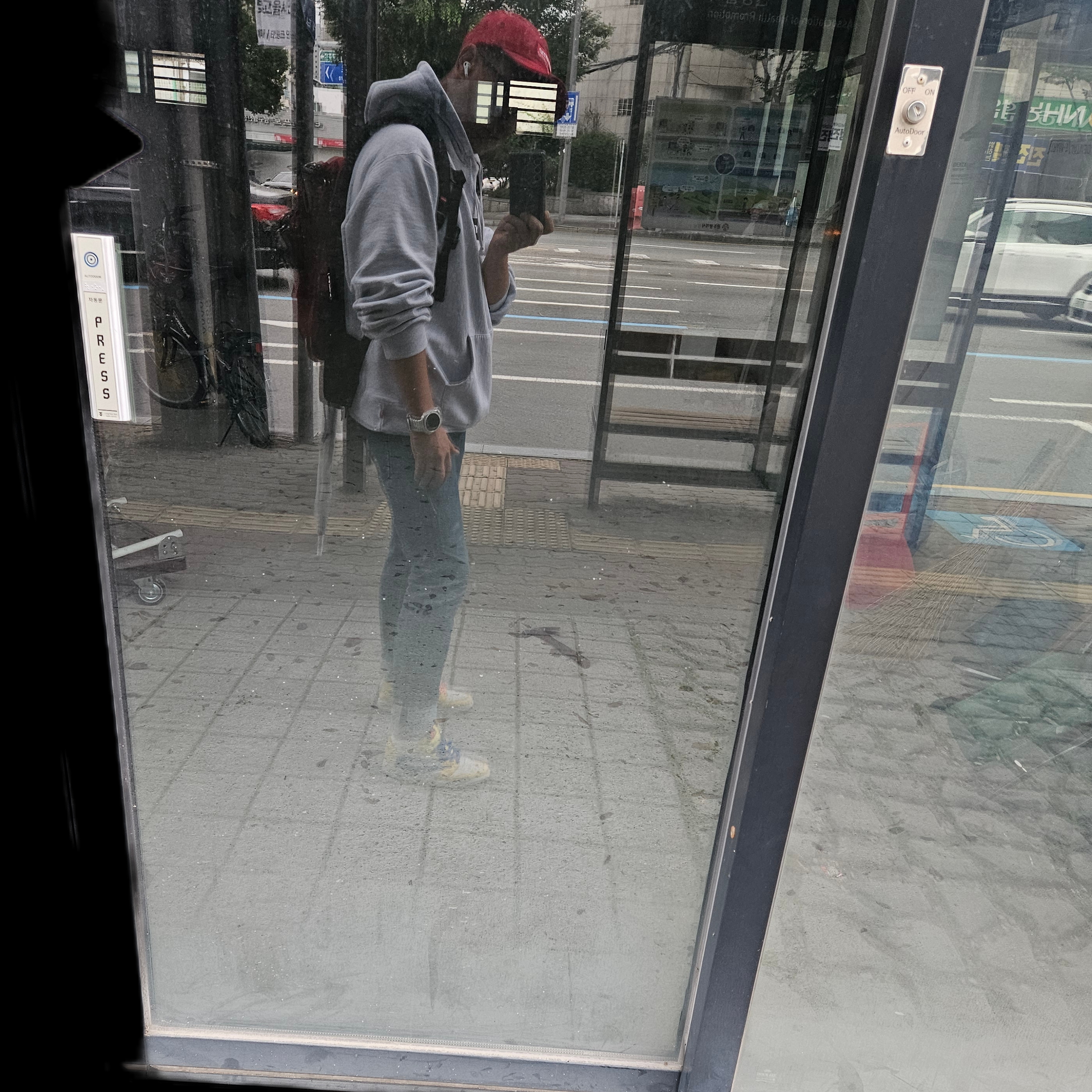 (W) Jordan 1 x Travis Scott Retro Low OG SP Canary, Supreme Box Logo Hooded Sweatshirt Ash Grey - 23FW 착용 스타일