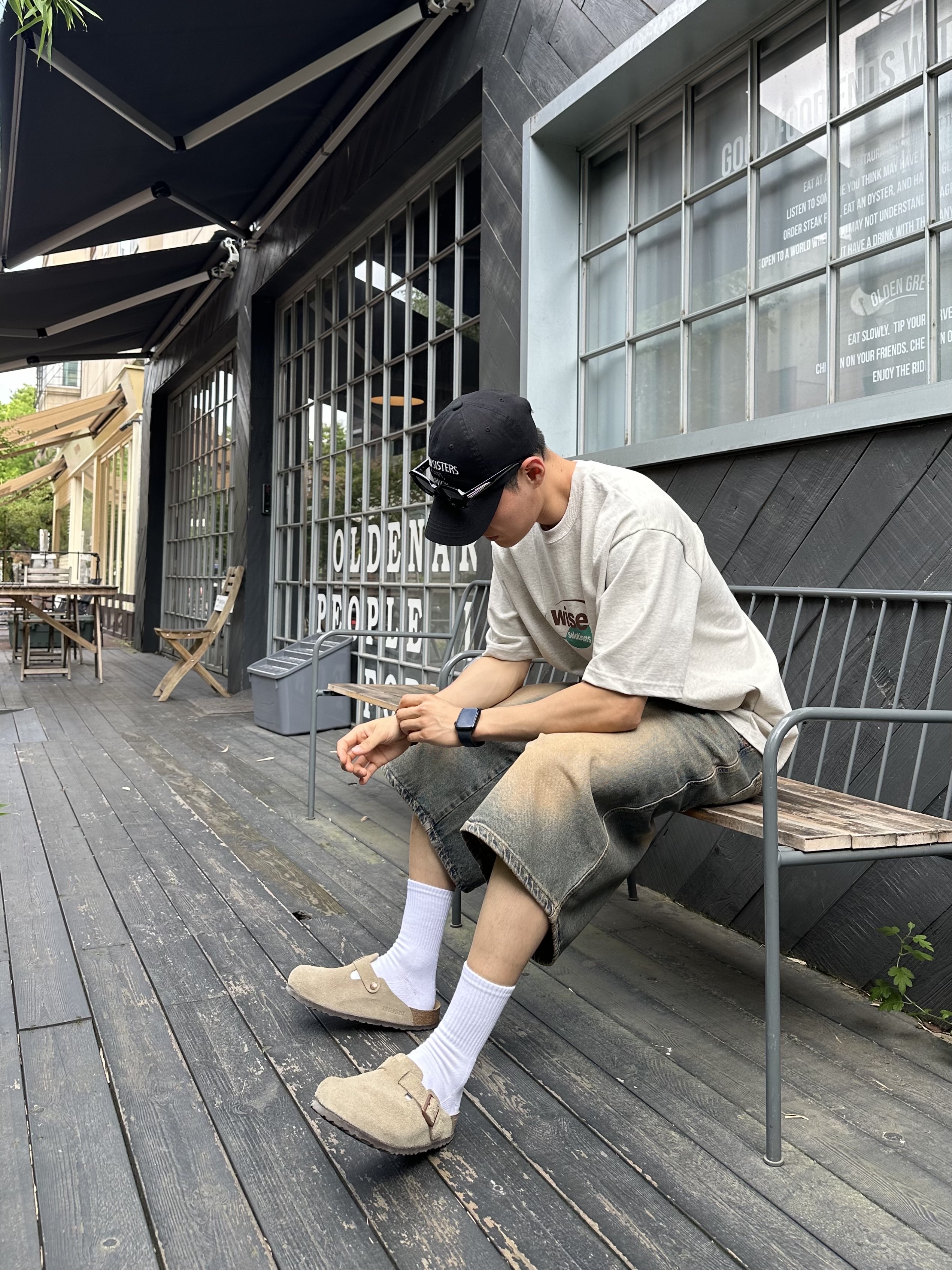 Birkenstock Boston Soft Footbed Taupe - Regular 착용 스타일 - 2