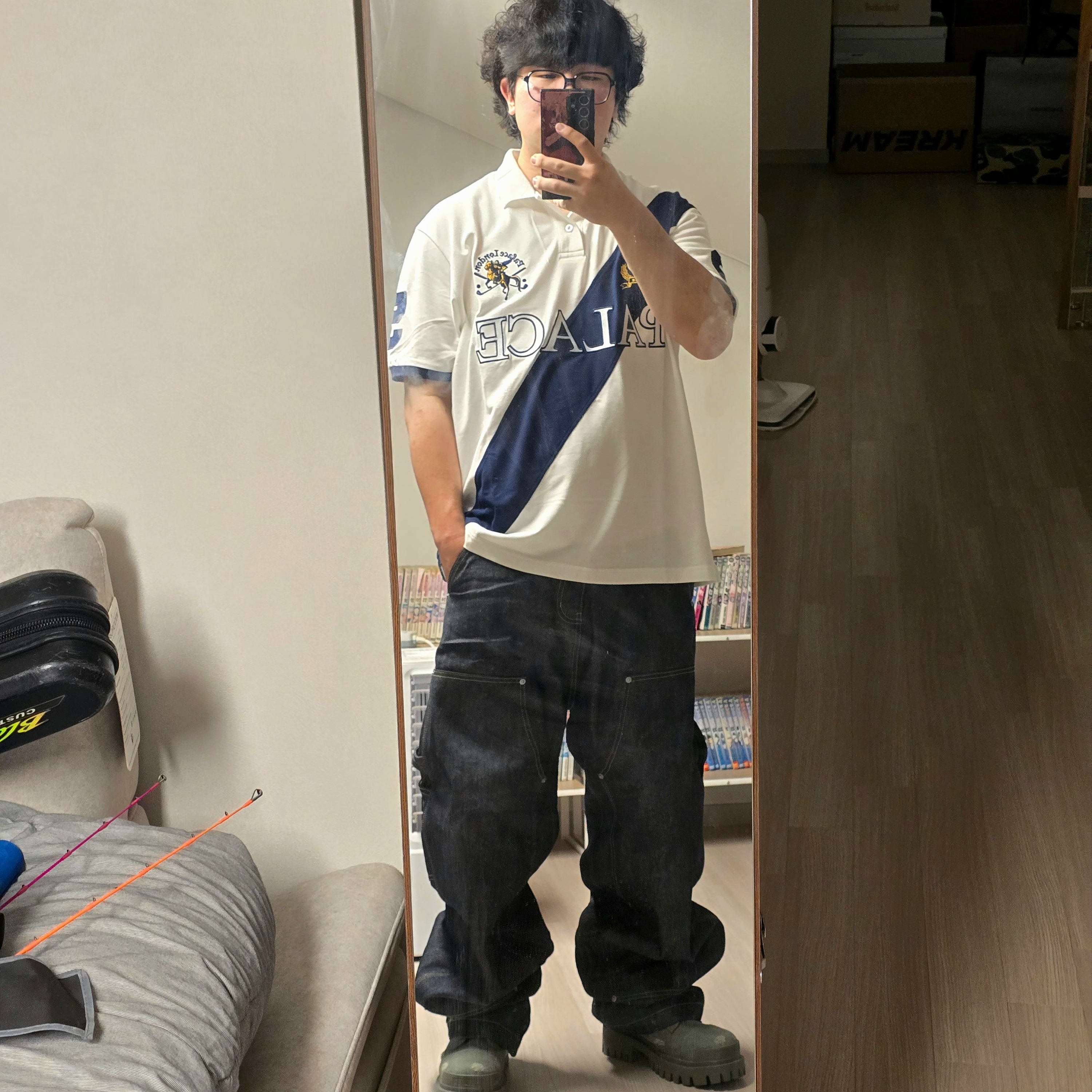 Palace Geezer Polo White Navy - 25SS, Balenciaga Combat Strike 20mm Boot Kaki 착용 스타일