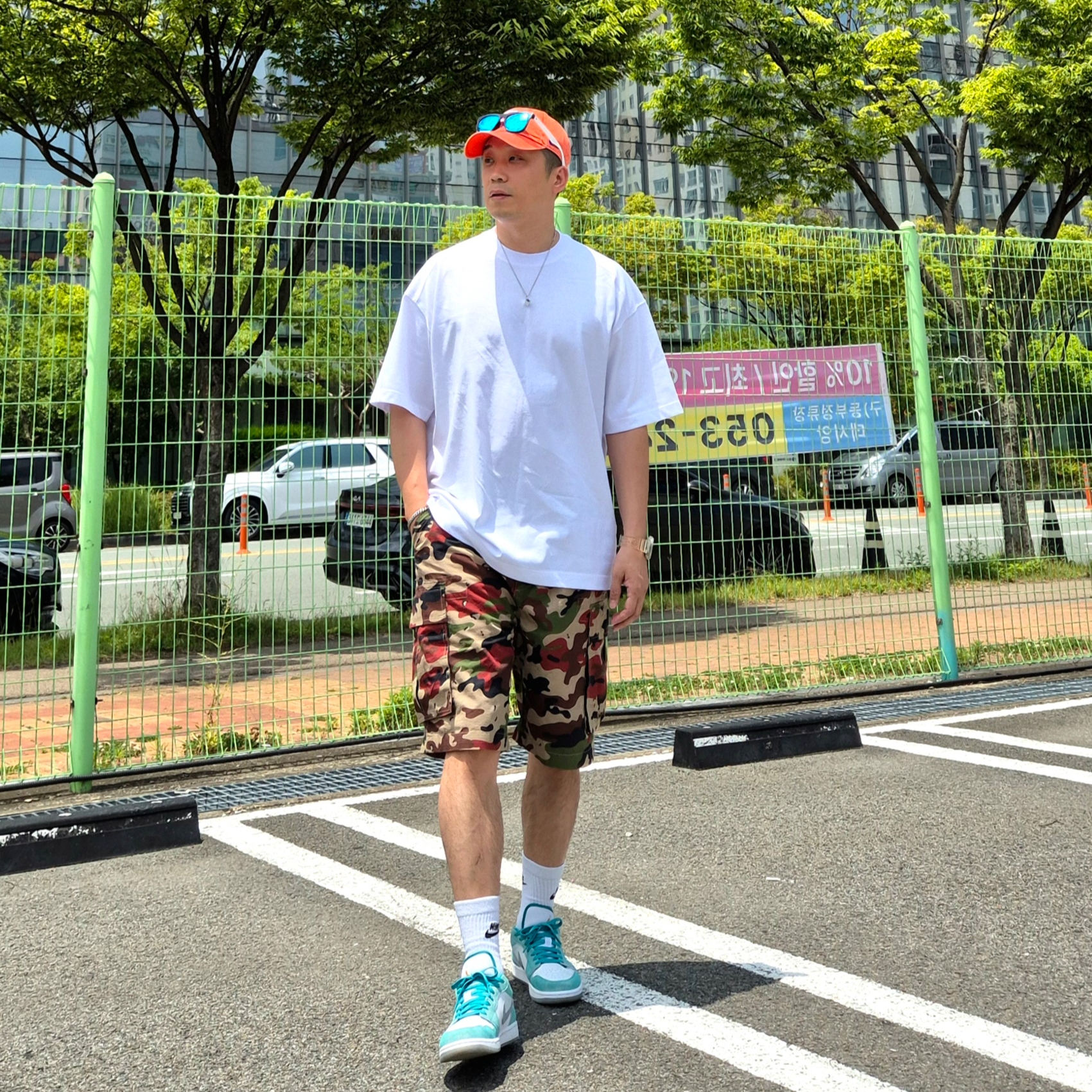 Jordan 1 Low SE New Emerald, Casio G-Shock GA-2100SKE-7A 착용 스타일 - 1