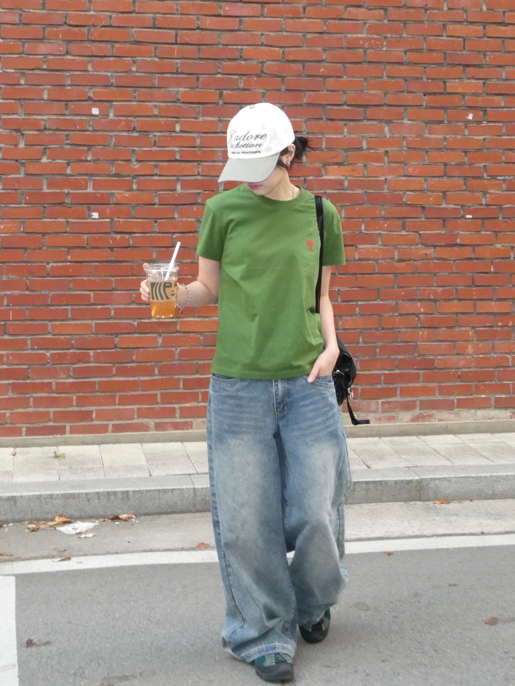 New Balance 1906R Polka Dot Black, BAPE Giant 1st Camo Big Baby Milo T-Shirt White Green 착용 스타일 - 6
