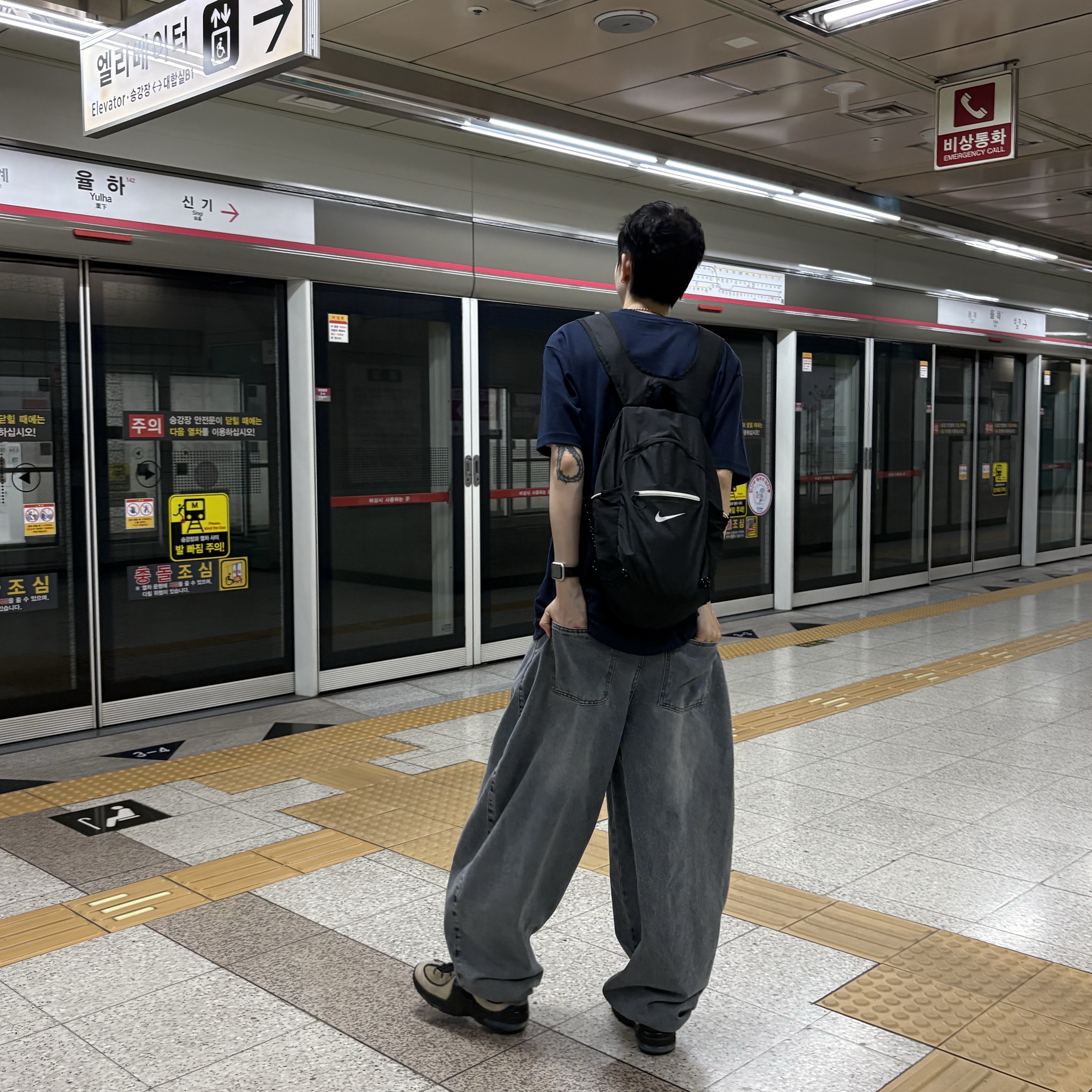 Nike x Stussy Air Penny II Rattan and Limestone, Nike Stash Backpack 17L Black White 착용 스타일