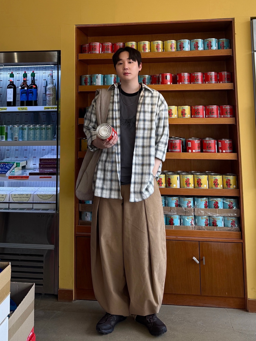 New Balance 1906R Polka Dot Black, BAPE Giant 1st Camo Big Baby Milo T-Shirt White Green 착용 스타일 - 3