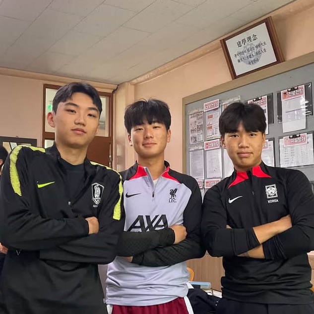 Nike Liverpool FC 2023/24 Strike Dri-Fit Drill Top Black Space Purple (Non Marking Ver.) 착용 스타일