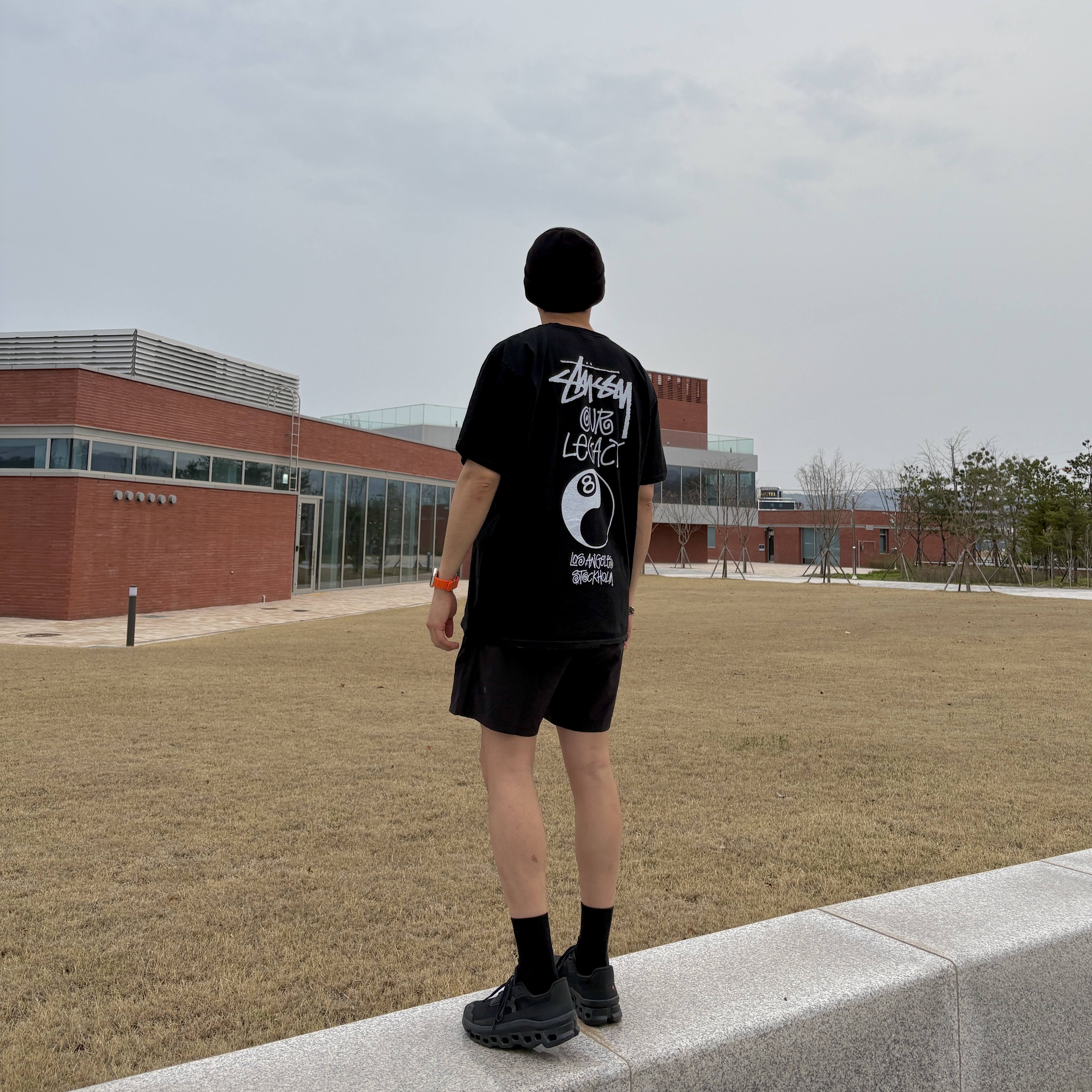 Stussy x Our Legacy Work Shop 8 Ball Pigment Dyed Yin Yang T-Shirt Black, On Running Cloudmonster Void Black 착용 스타일 - 3