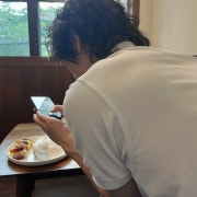 KREAM 프로필 이미지
