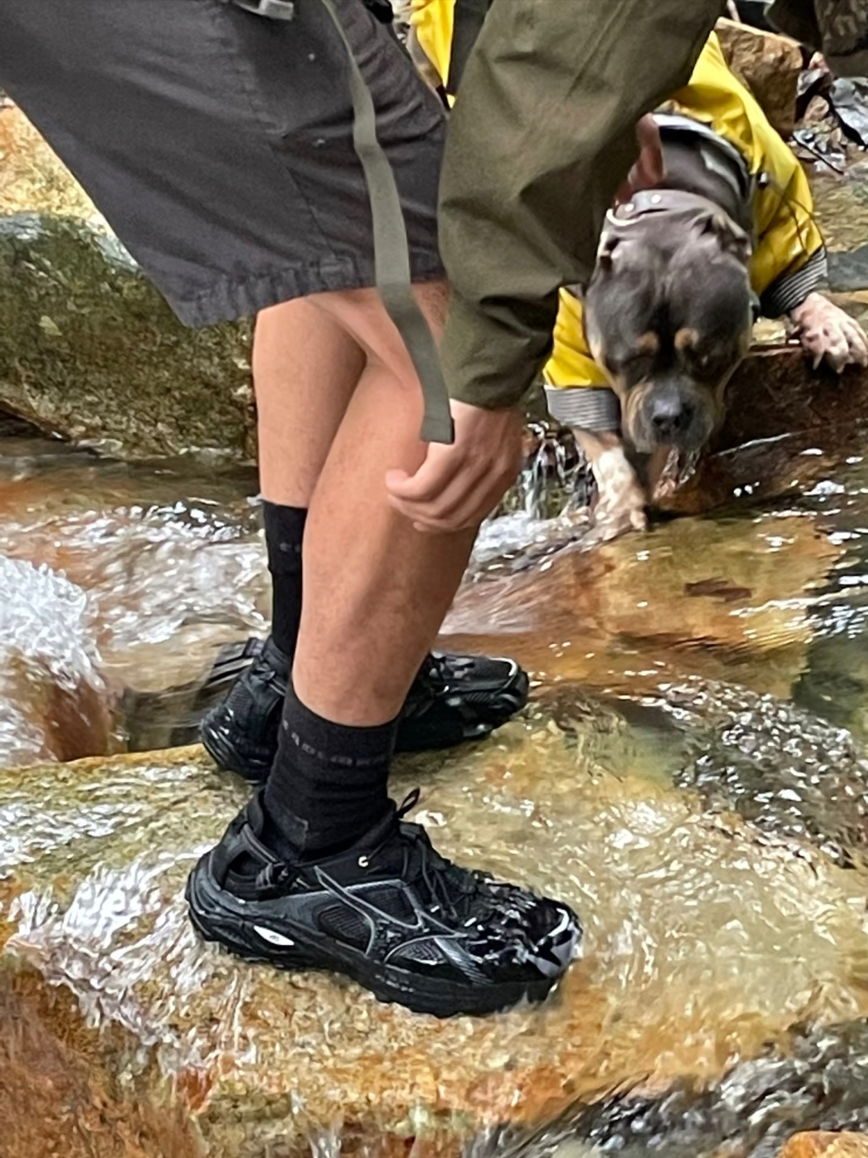 Mizuno Racer Trail SE Black 착용 스타일 - 2