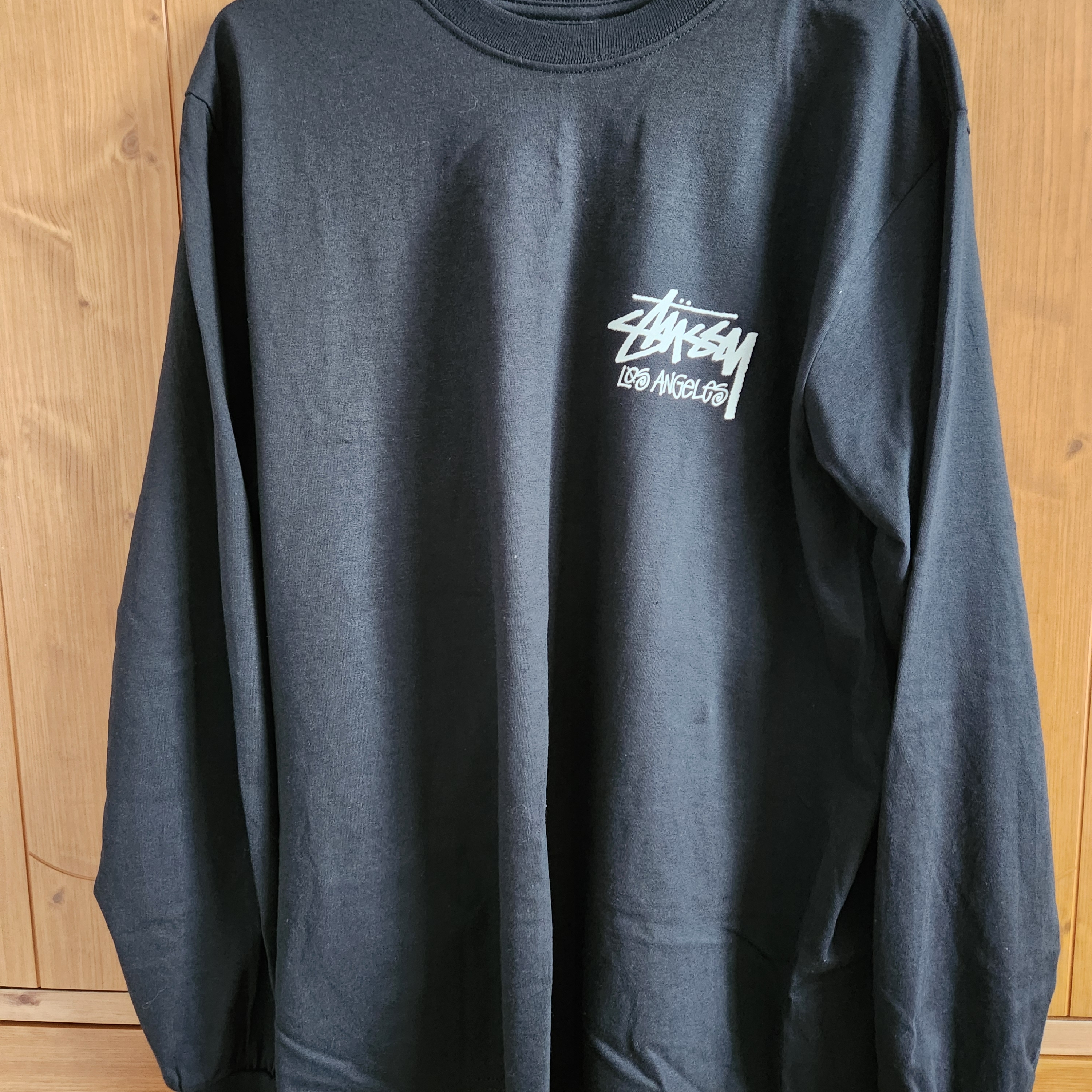 Stussy Stock Los Angeles LS T-Shirt Black 착용 스타일 - 2