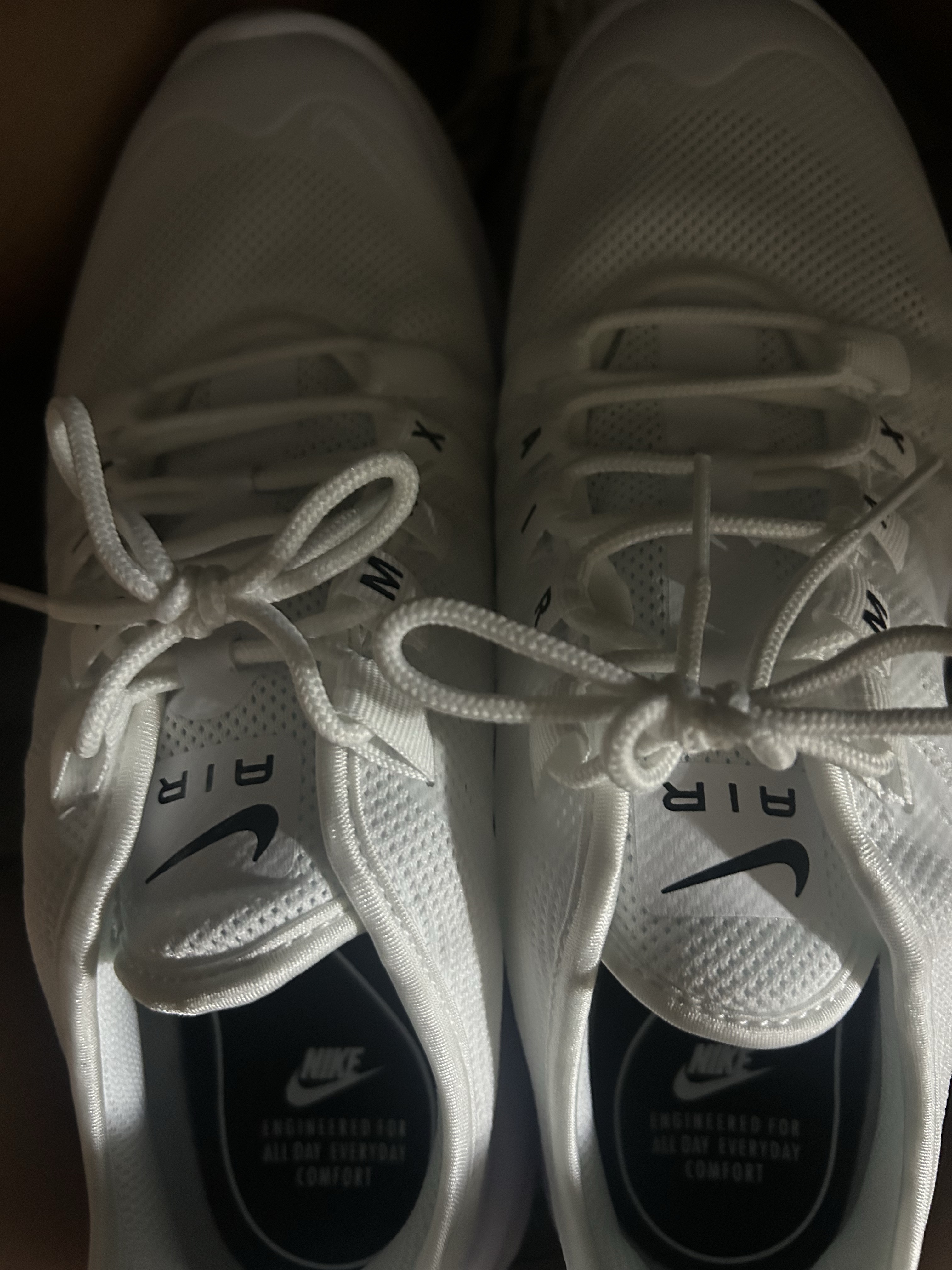 (W) Nike Air Max Axis White 착용 스타일 - 3