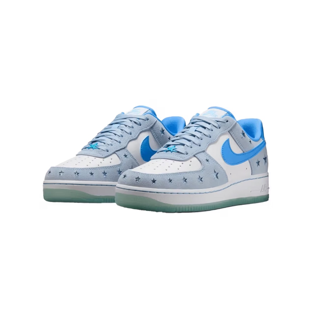 (W) Nike Air Force 1 '07 XX Star Studded White, Nike Air Force 1 '07 White Hyper Royal 착용 스타일 - 2