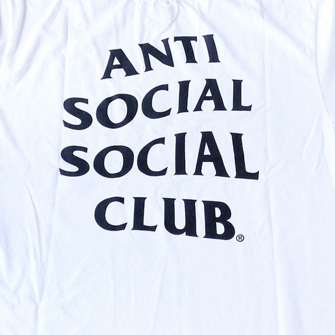 Anti Social Social Club Mind Games S/S Tee White 착용 스타일 - 1
