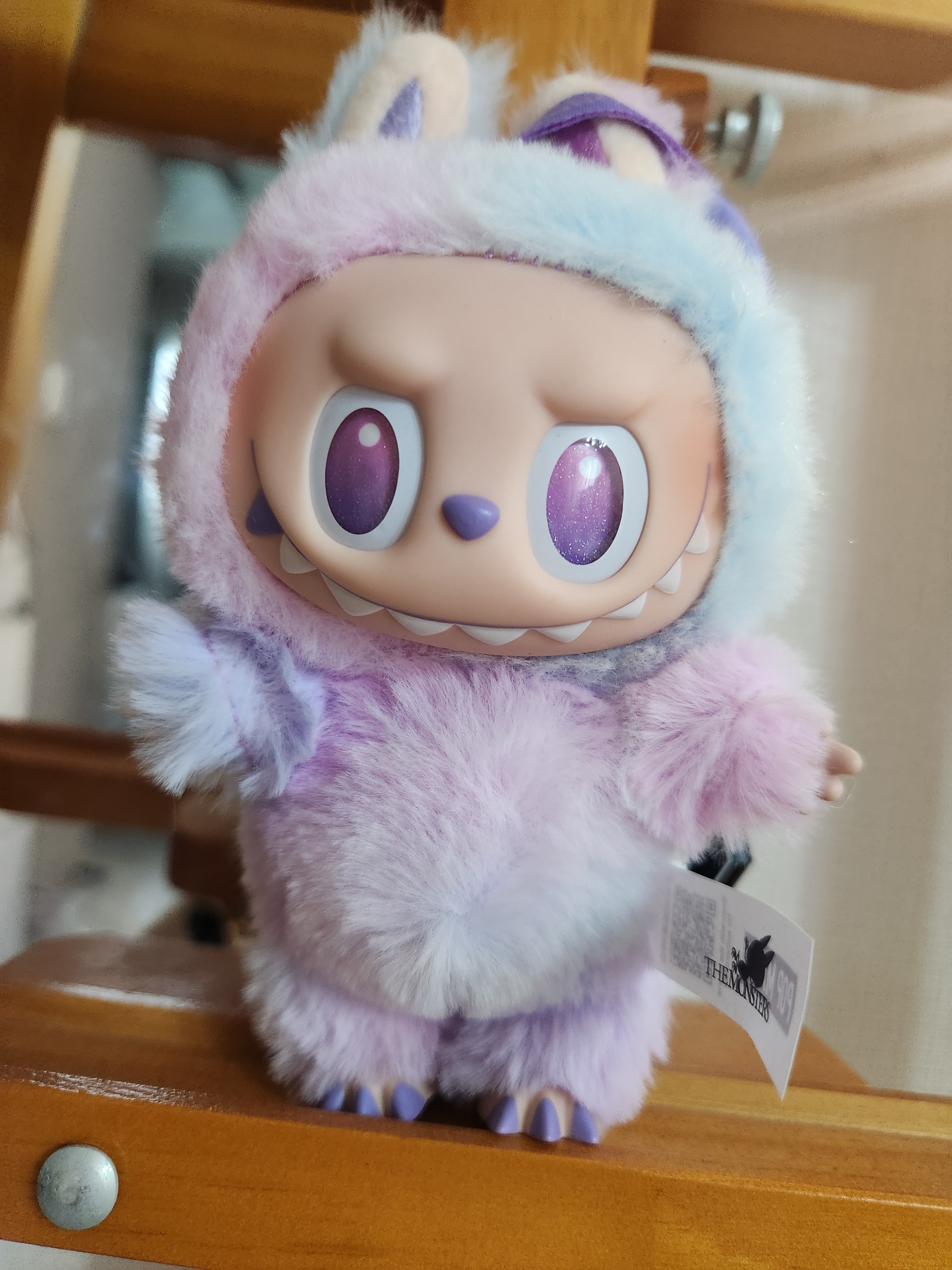 Pop Mart Labubu The Monsters Highlight Series Luck Keyring (Opened Case), Pop Mart The Monsters Checkmate Series Plush Keyring 착용 스타일
