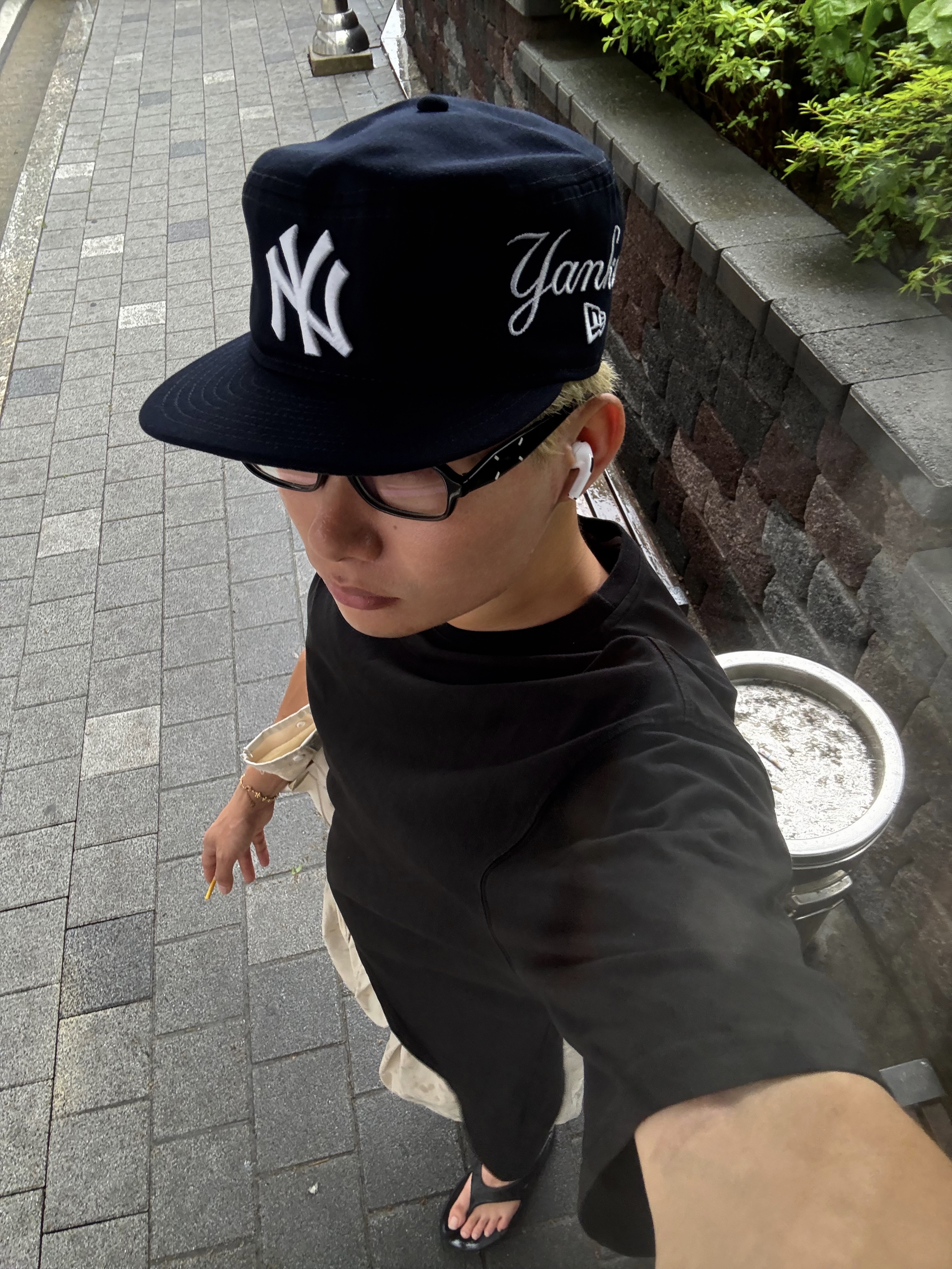 New Era MLB New York Yankees Pillbox Series Ball Cap Navy, Gentle Monster x Maison Margiela MM210 Black Brown 착용 스타일