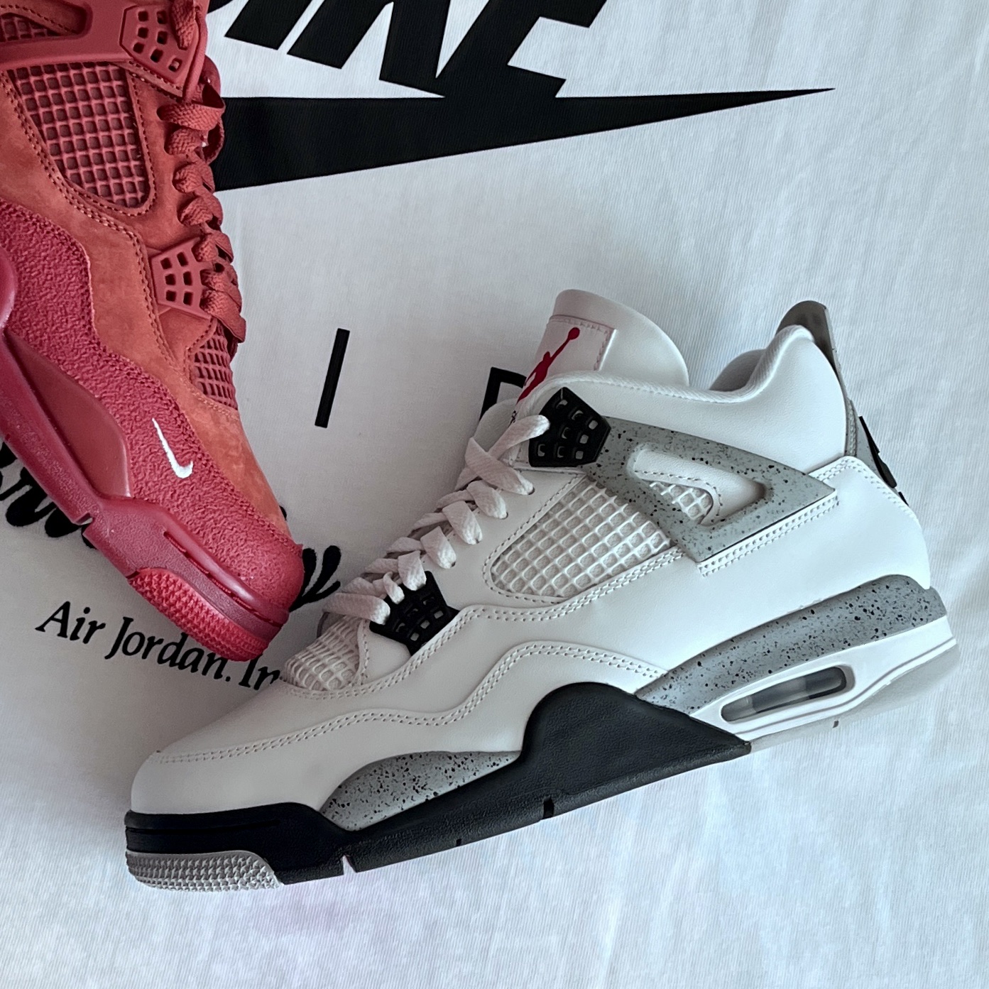 Jordan x Nigel Sylvester T-Shirt White (HQ1736-100), Jordan 4 x Nigel Sylvester Retro OG SP Brick by Brick 착용 스타일 - 3