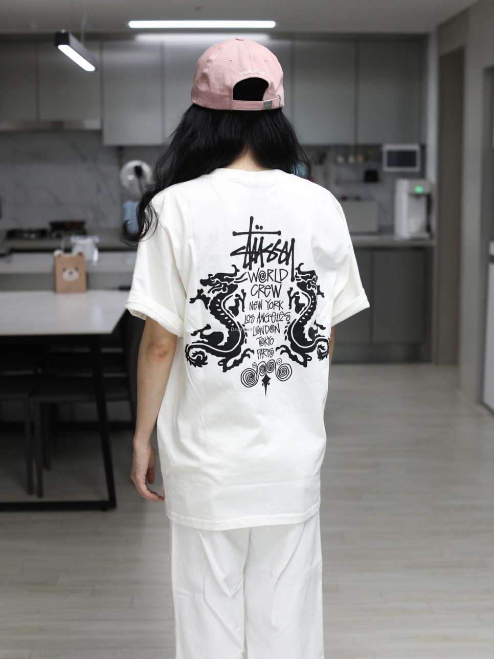 Stussy Double Dragon Pigment Dyed T-Shirt Natural 착용 스타일 - 2