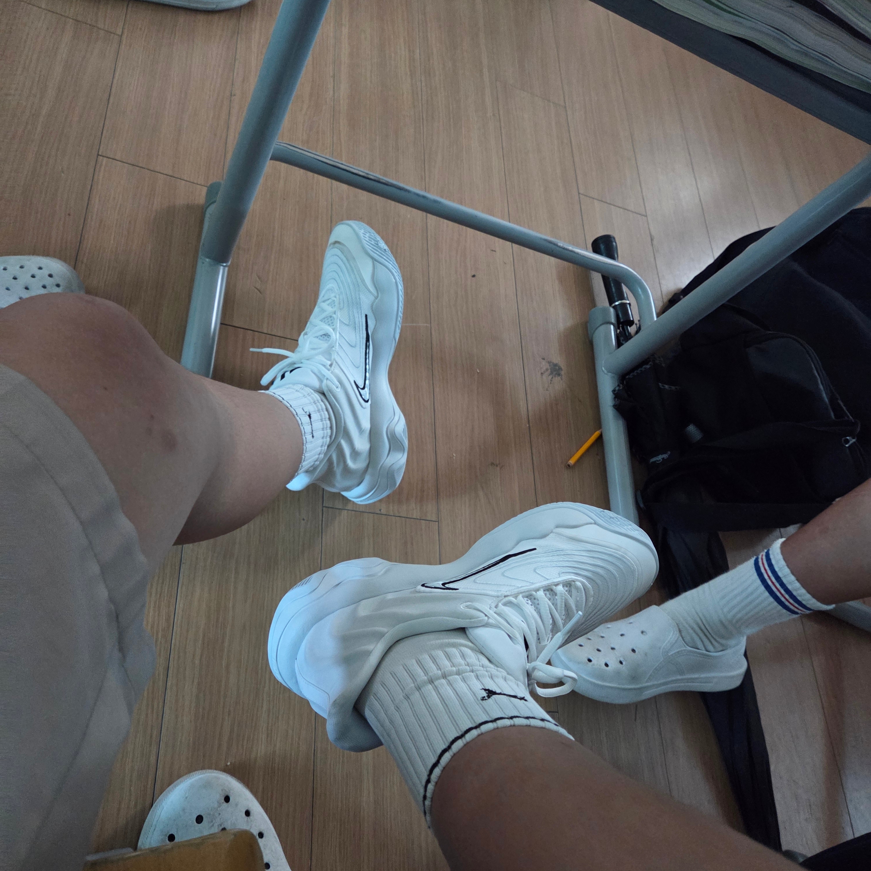 Nike Giannis Immortality 4 EP White, Calvin Klein Cotton Stretch 3-pack Low Rise Trunk Black 착용 스타일
