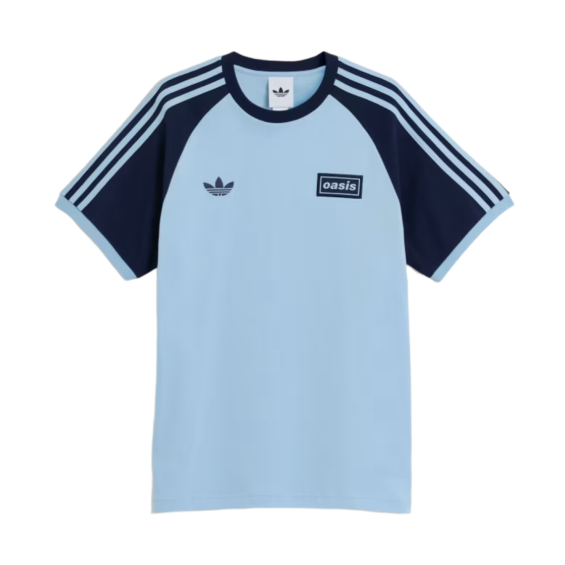 아디다스 x 오아시스 투어 3-스트라이프 티셔츠 클리어 스카이 나이트 인디고 - US 사이즈(Adidas x Oasis Tour 3-Stripes T-Shirt Clear Sky Night Indigo - US Sizing)