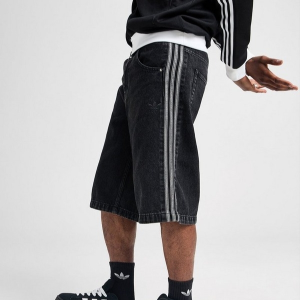 Adidas Adicolor Denim Firebird Shorts True Black Denim - KR Sizing 착용 스타일
