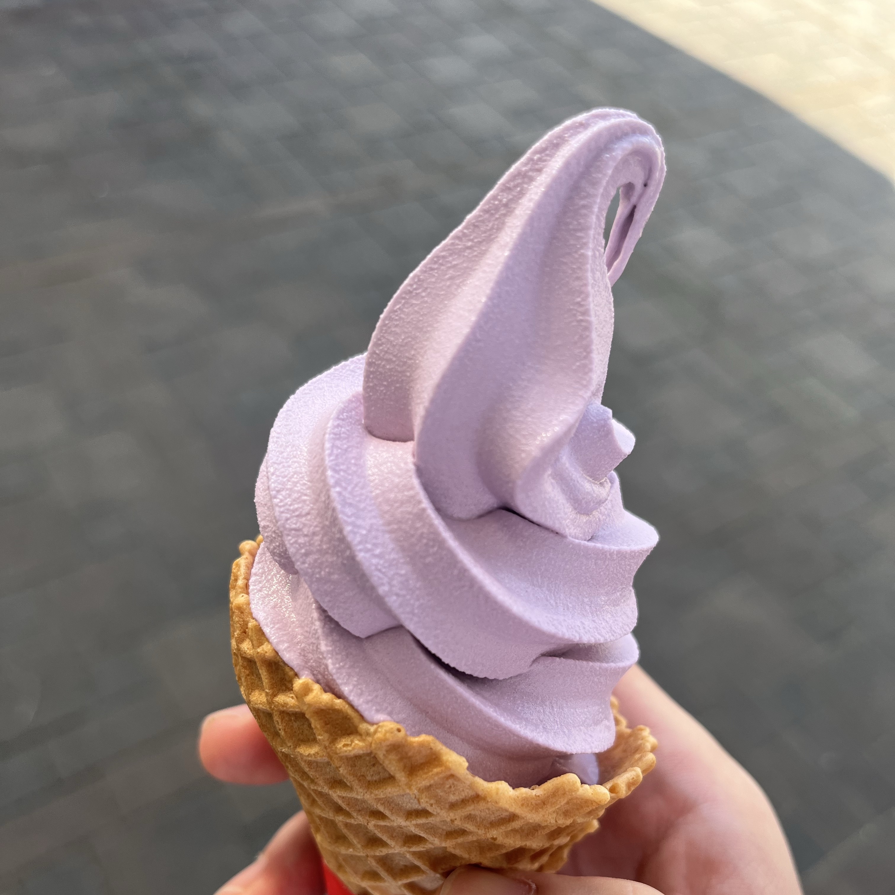 BORN TO WIN Surgical B Logo Necklace Silver, BORN TO WIN Cool Mesh Singlet White 착용 스타일 - 3