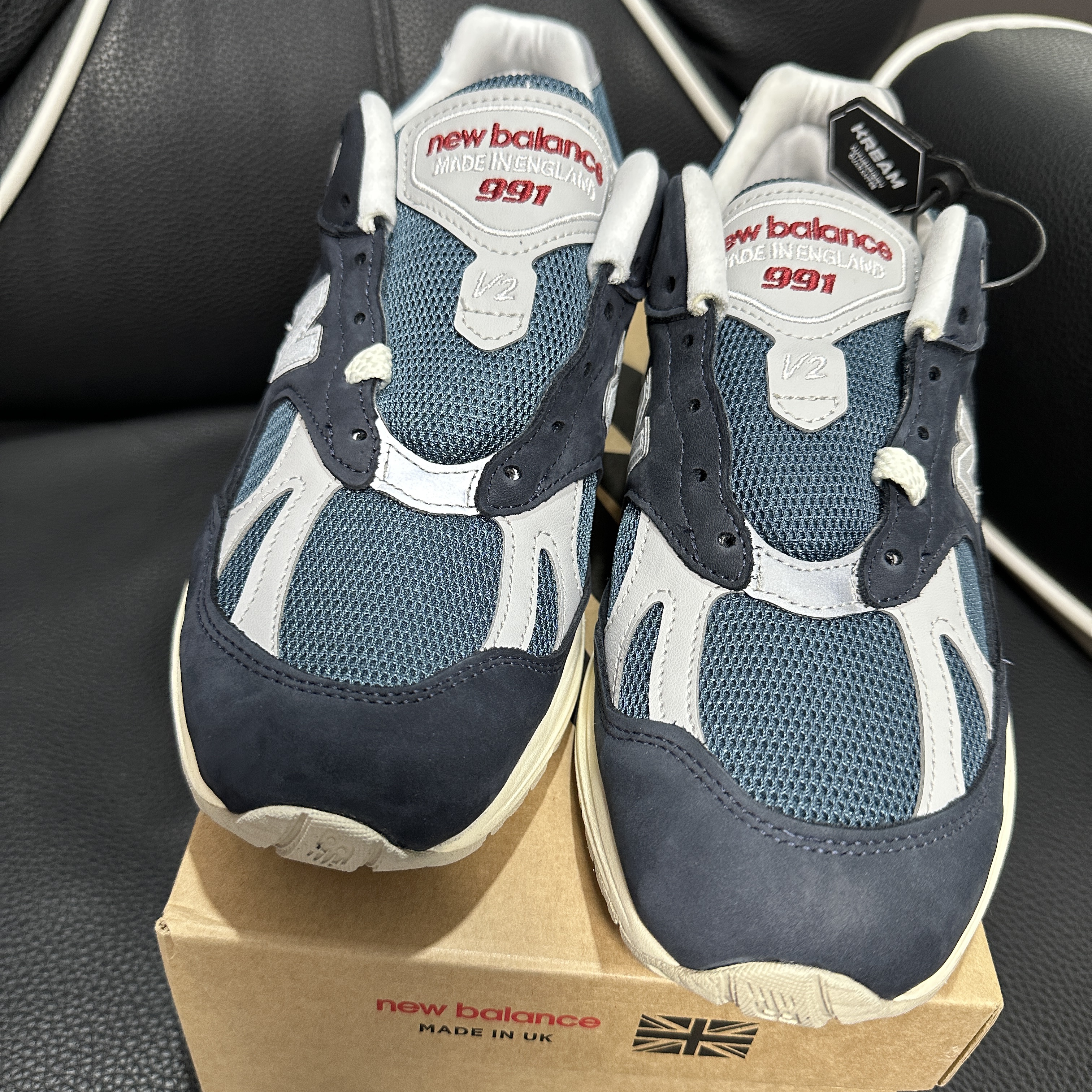 New Balance 991v2 Made in UK Total Eclipse Indian Teal 착용 스타일 - 2