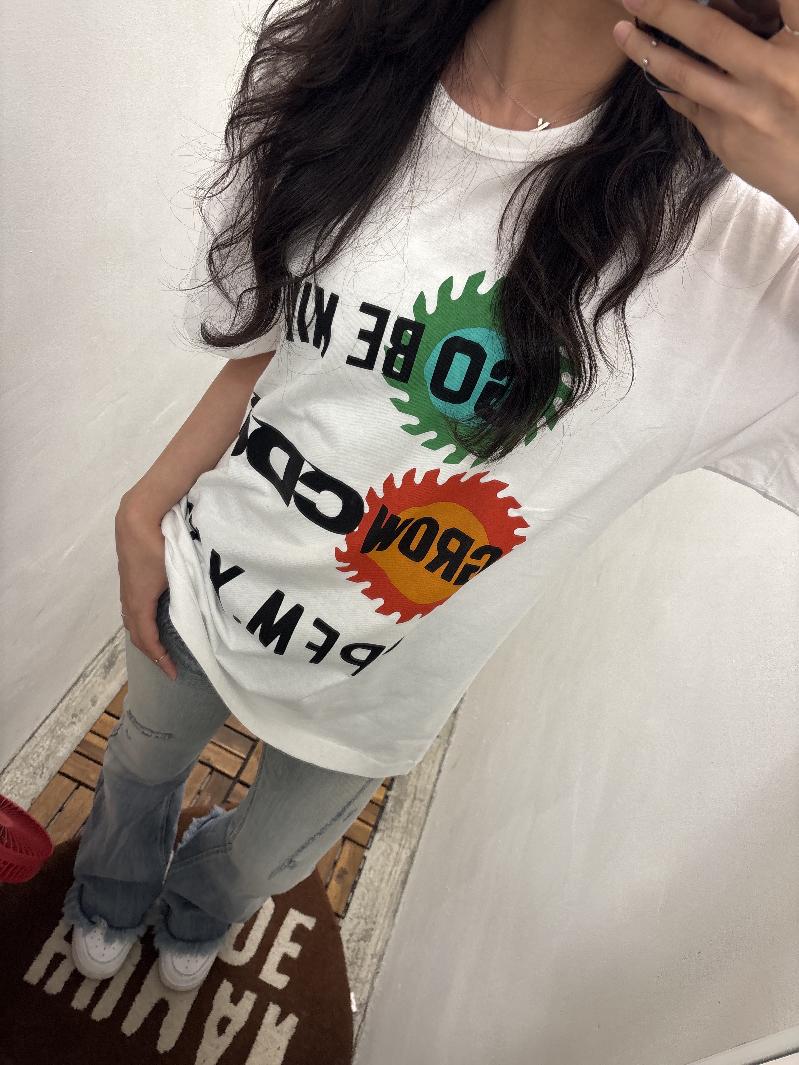 Supreme x Hysteric Glamour Baby T-Shirt White - 24FW 착용 스타일 - 5