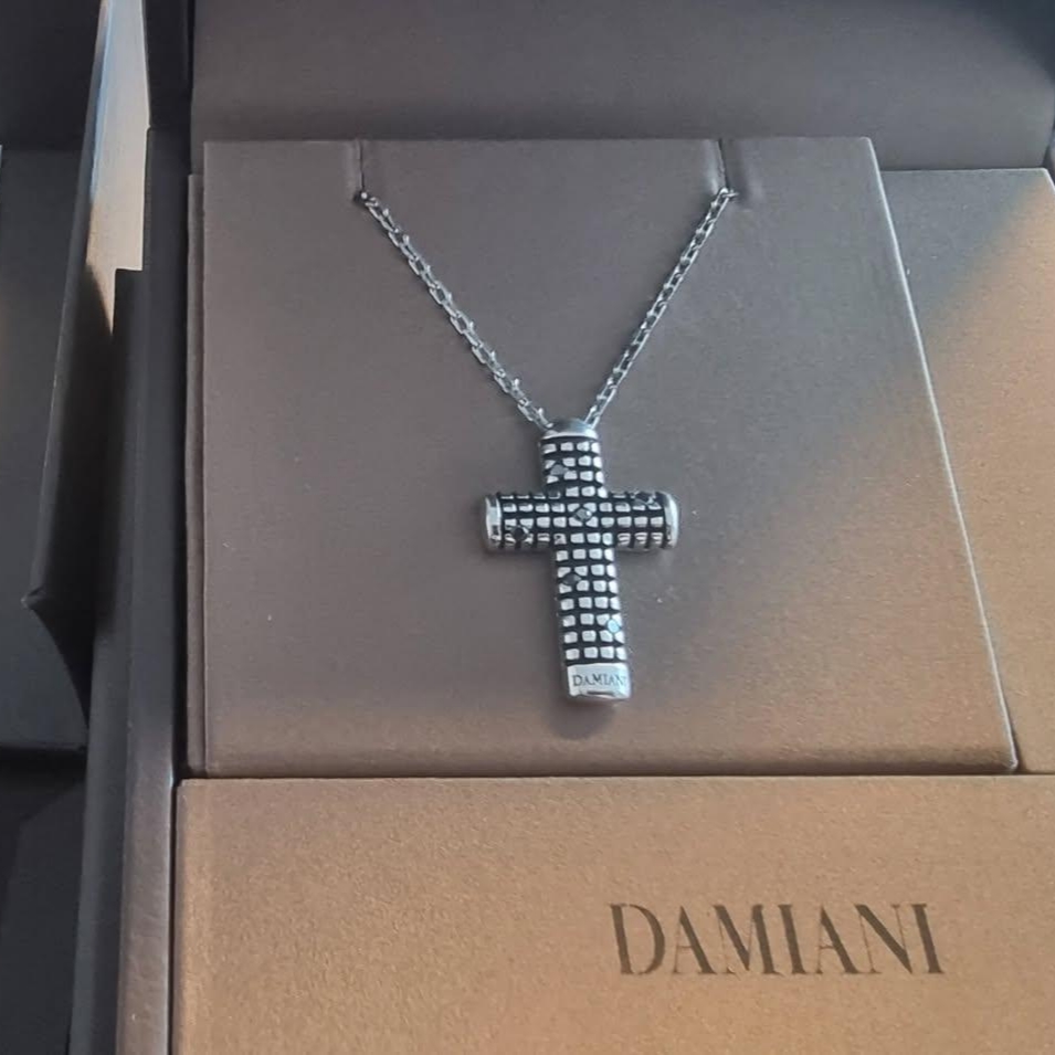 Damiani Metropolitan Diamond Necklace Silver 착용 스타일 - 1