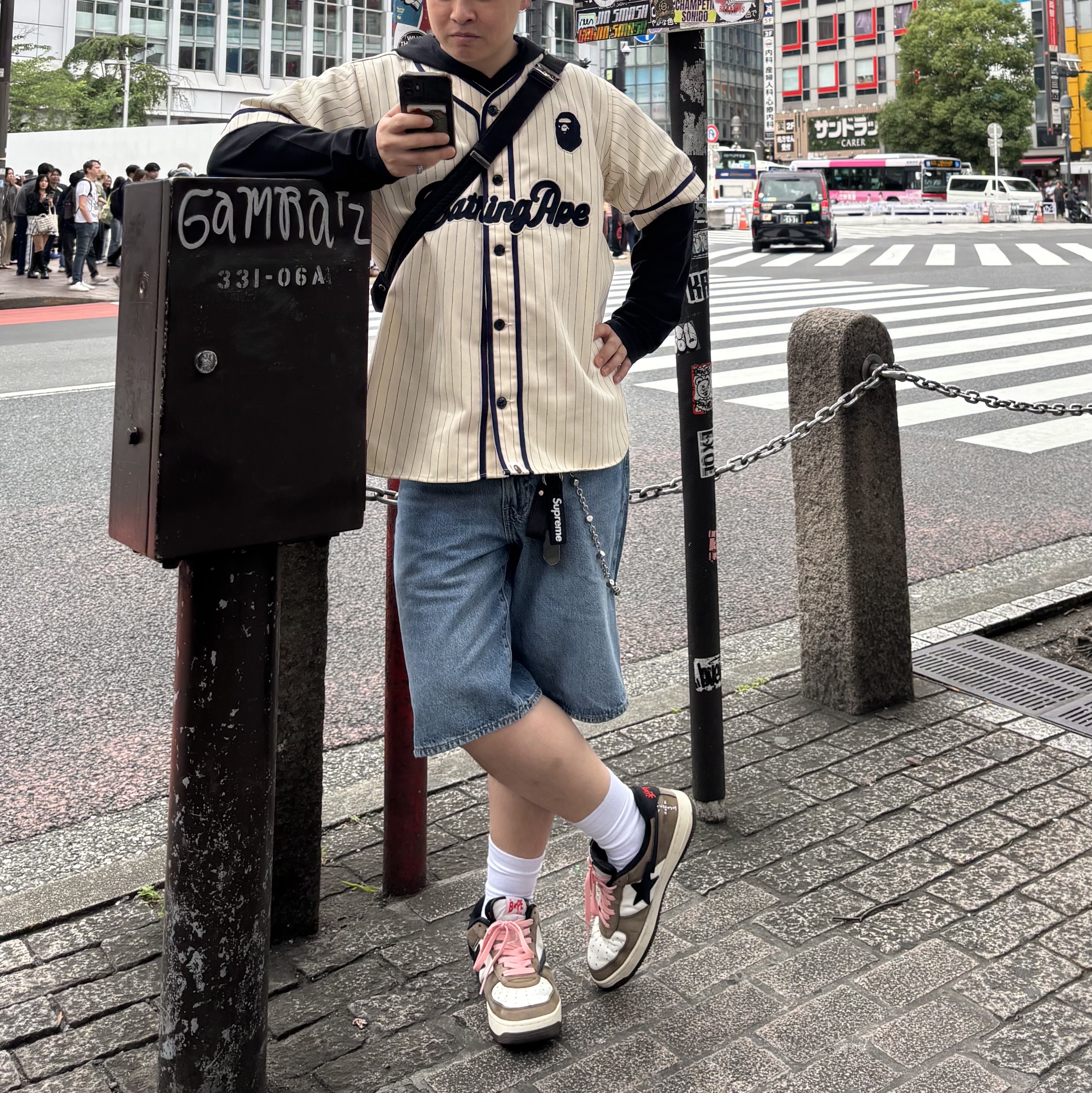 BAPE A Bathing Ape Baseball Shirt Ivory 착용 스타일 - 1