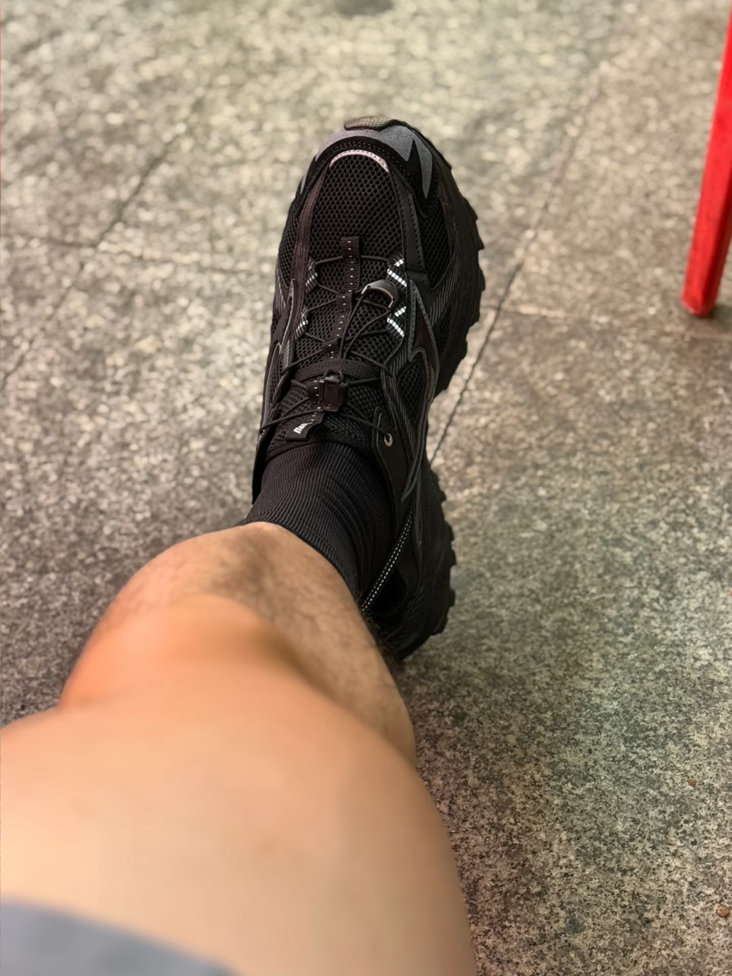 Mizuno Racer Trail SE Black 착용 스타일
