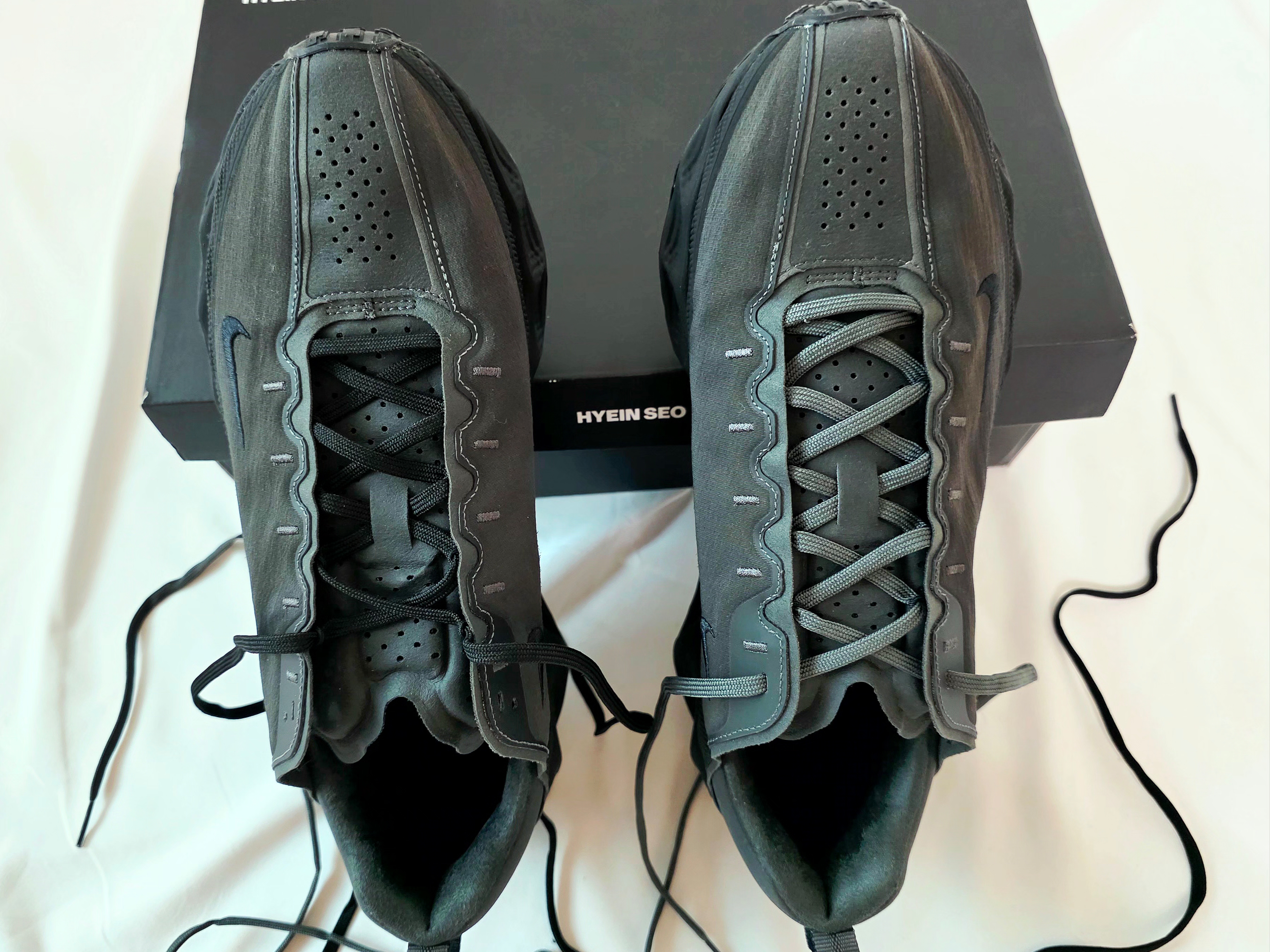 Nike x Hyein Seo Ava Rover Black 착용 스타일 - 3