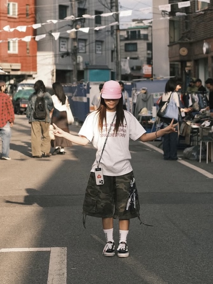 Human Made HM iPhone 16 Pro Case Black, Vans x BAPE Old Skool TB LX Black 착용 스타일