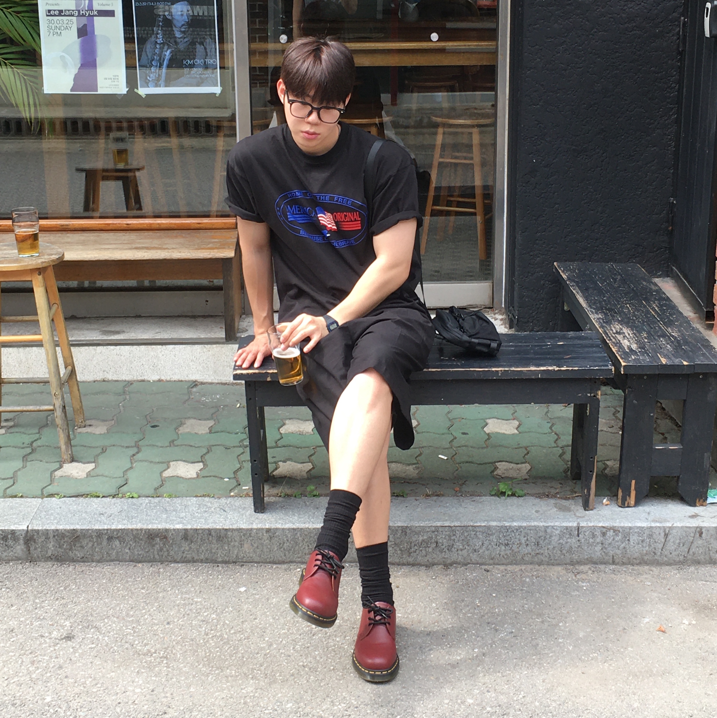 Dr. Martens 1461 Smooth Leather Oxford Shoes Cherry Red 착용 스타일 - 1