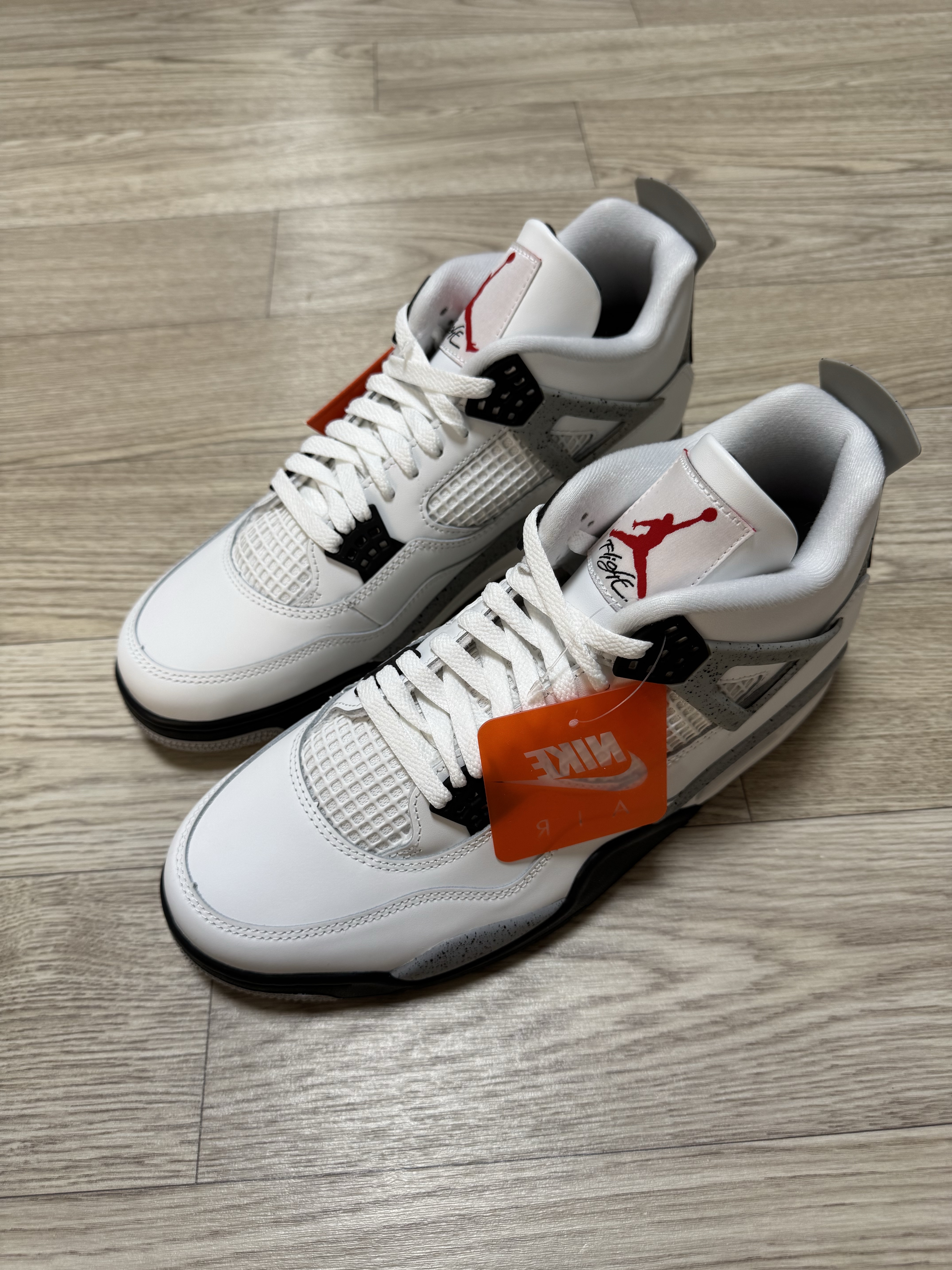 Jordan 4 Retro OG White Cement 2025 착용 스타일