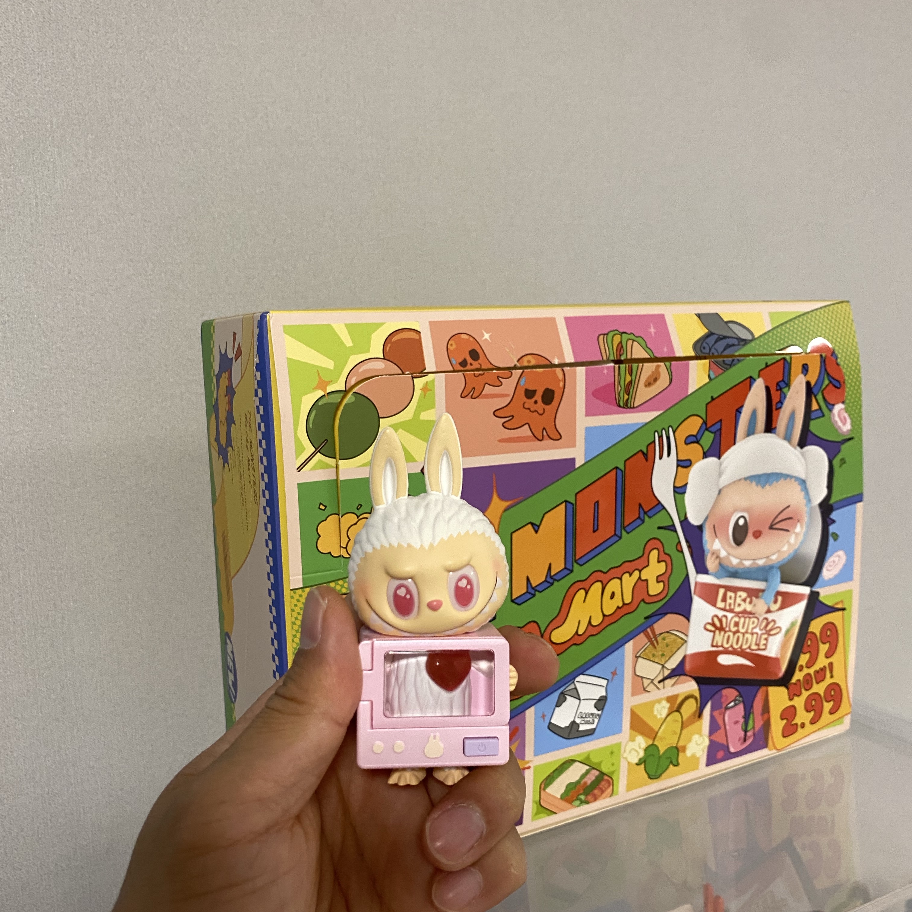 Pop Mart Labubu The Monsters Wacky Mart Series Figures Microwave Oven (Opened Case) 착용 스타일