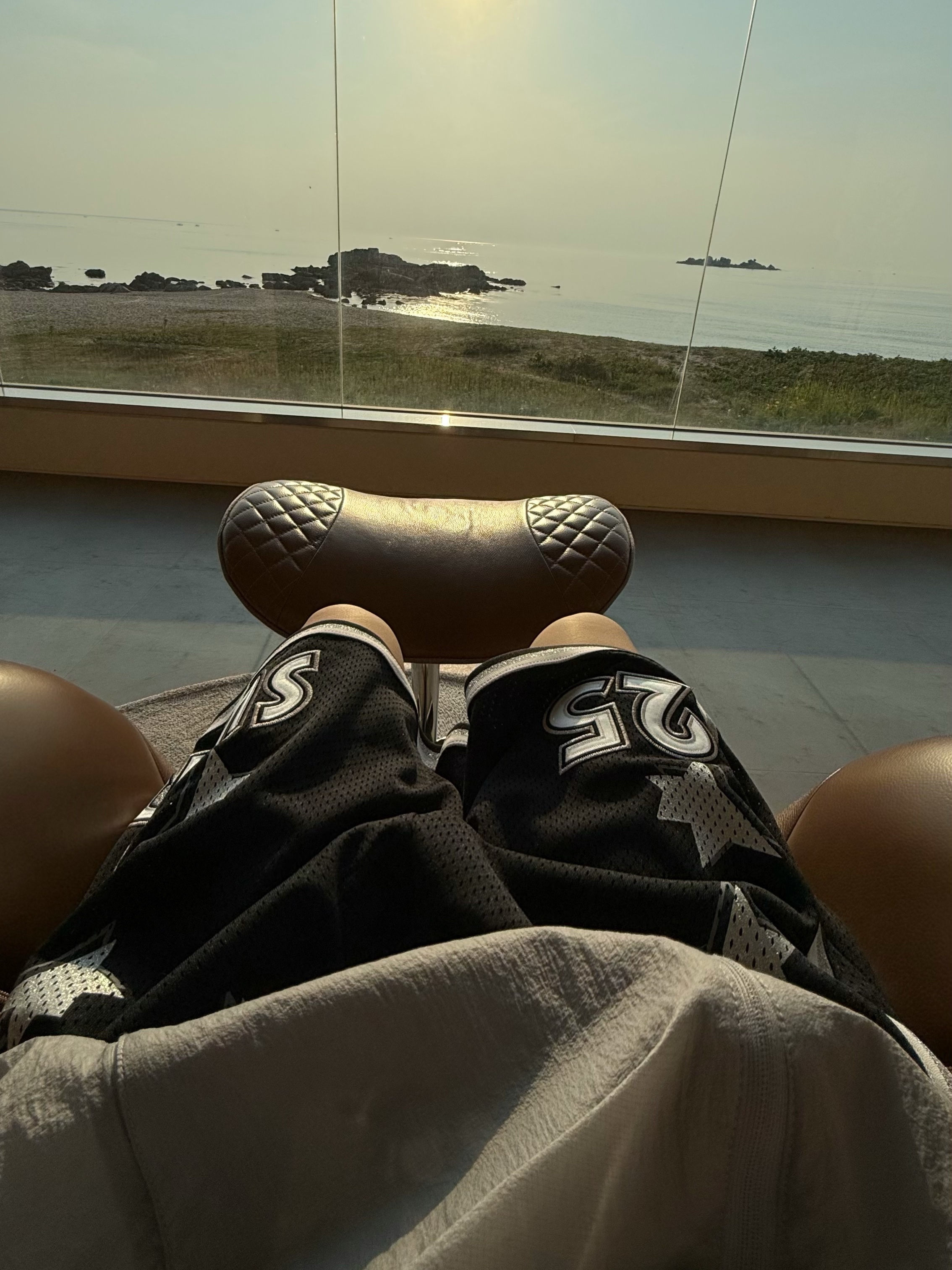 Supreme All Star Basketball Shorts Black - 25SS 착용 스타일