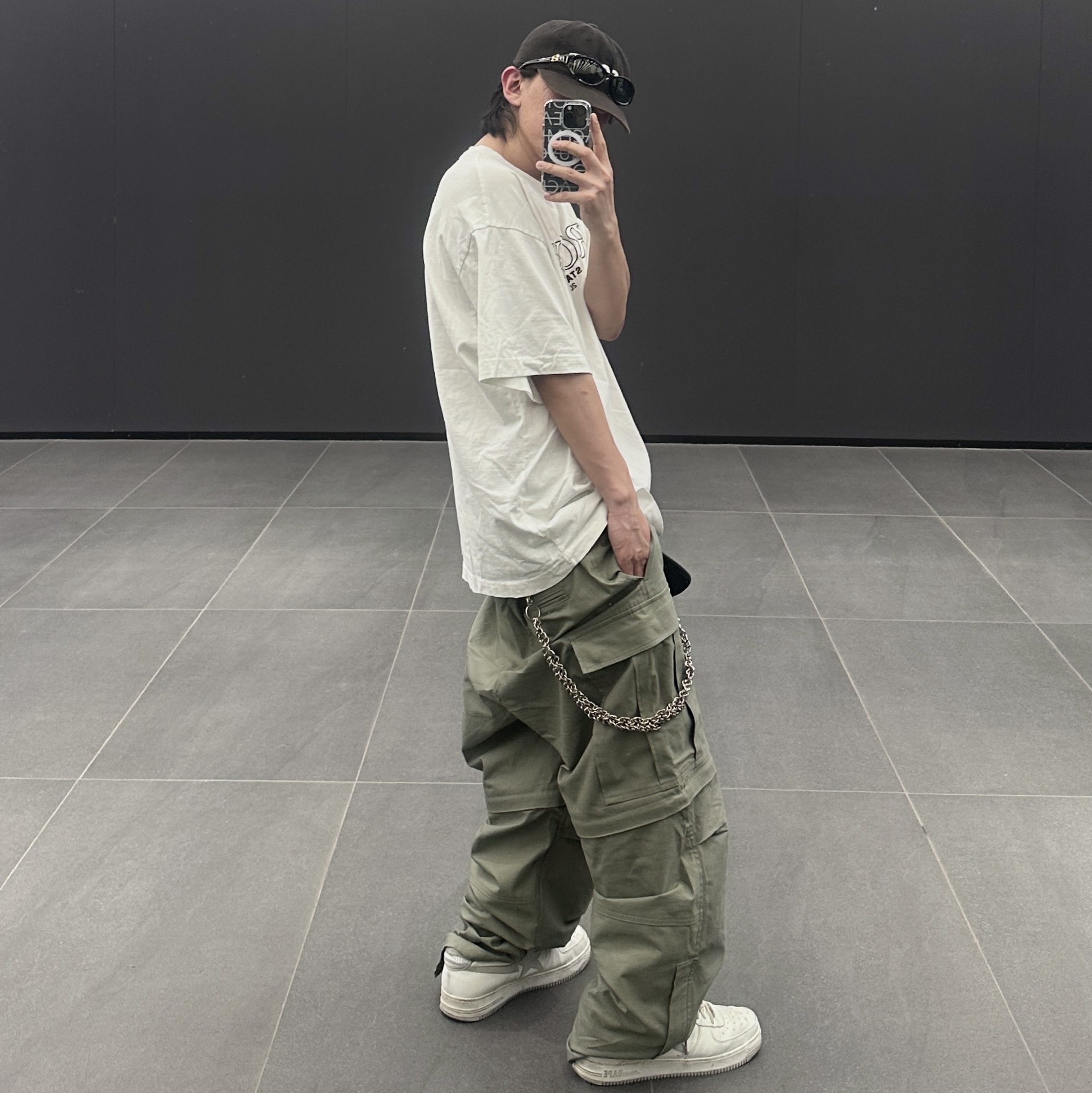 BAPE x JJJJound Bape Sta Low White Light Grey 착용 스타일 - 1
