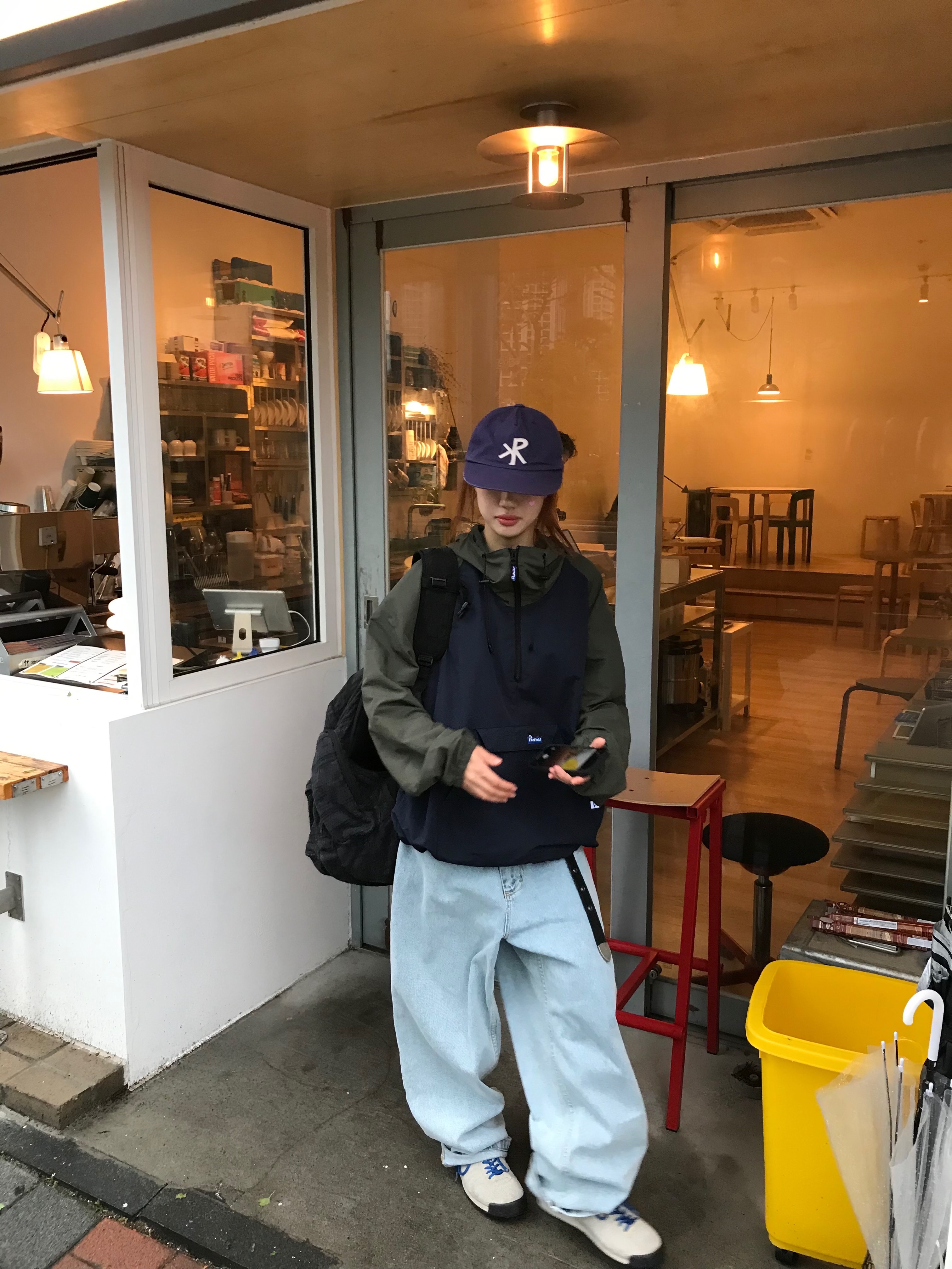 Polar Skate Co. Big Boy Og Logo Pants Light Blue 착용 스타일 - 4