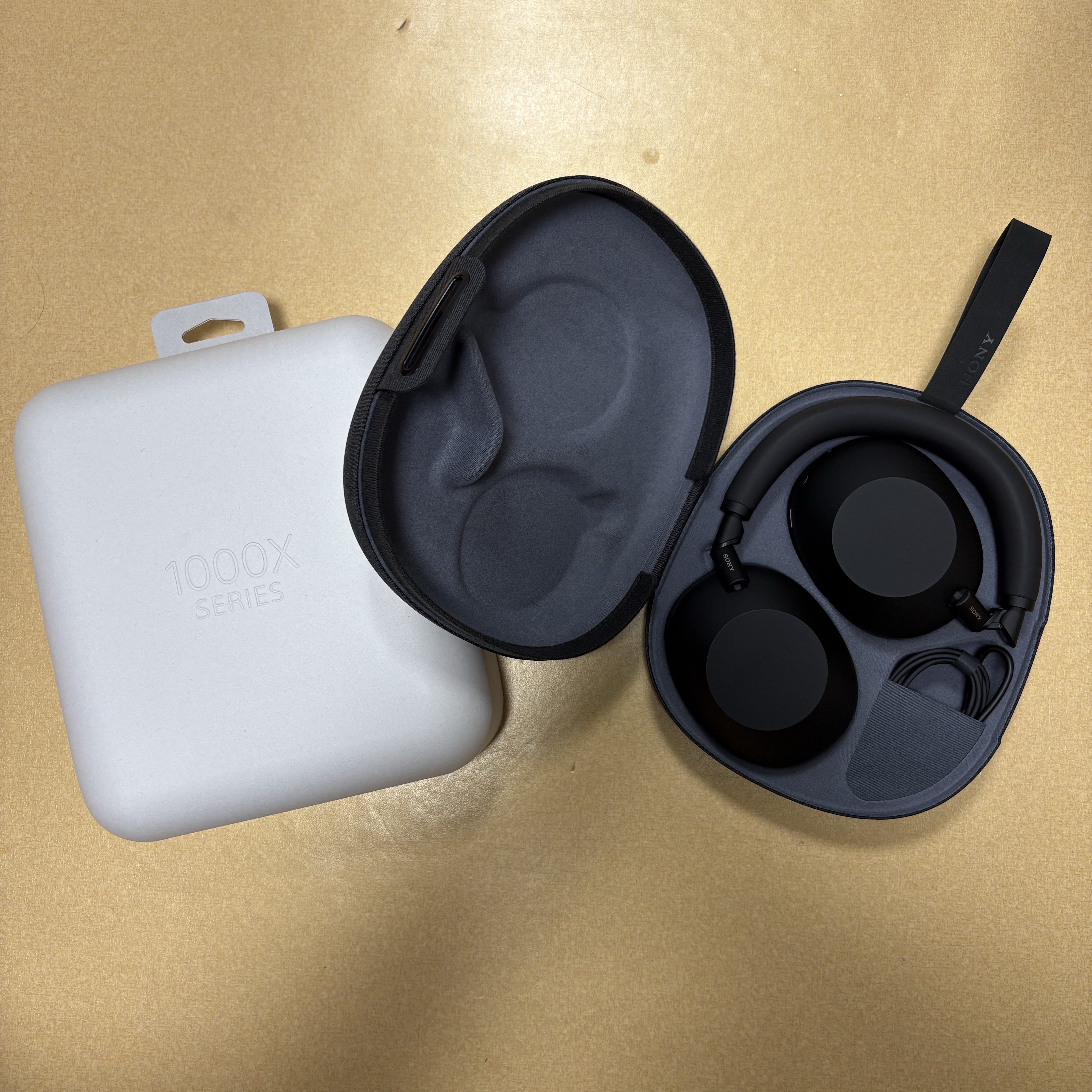 Sony WH-1000XM6 Black (Sony Korea Ver.) 착용 스타일