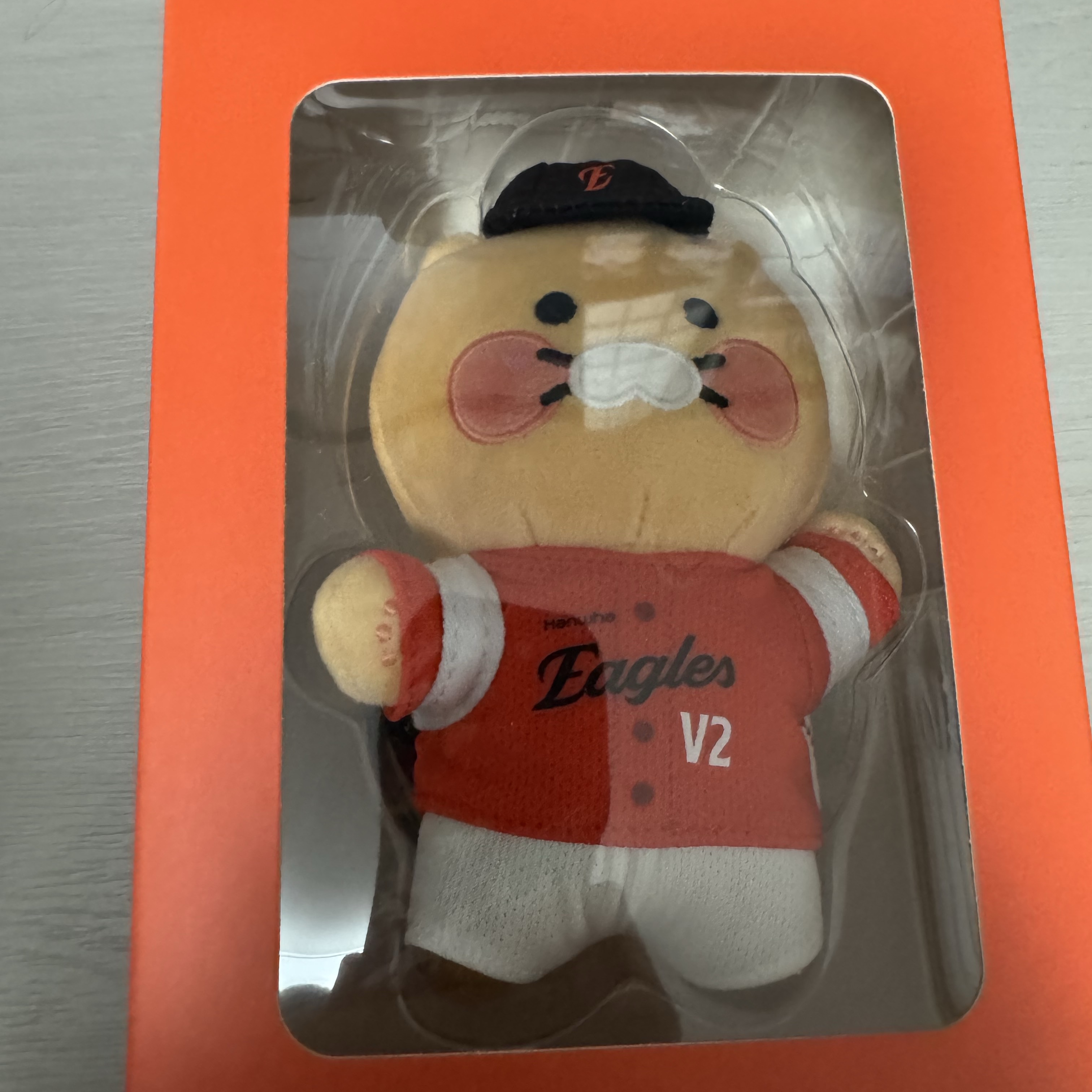 KBO x Kakao Friends Choonsik Keyring Hanwha Eagles V2 착용 스타일