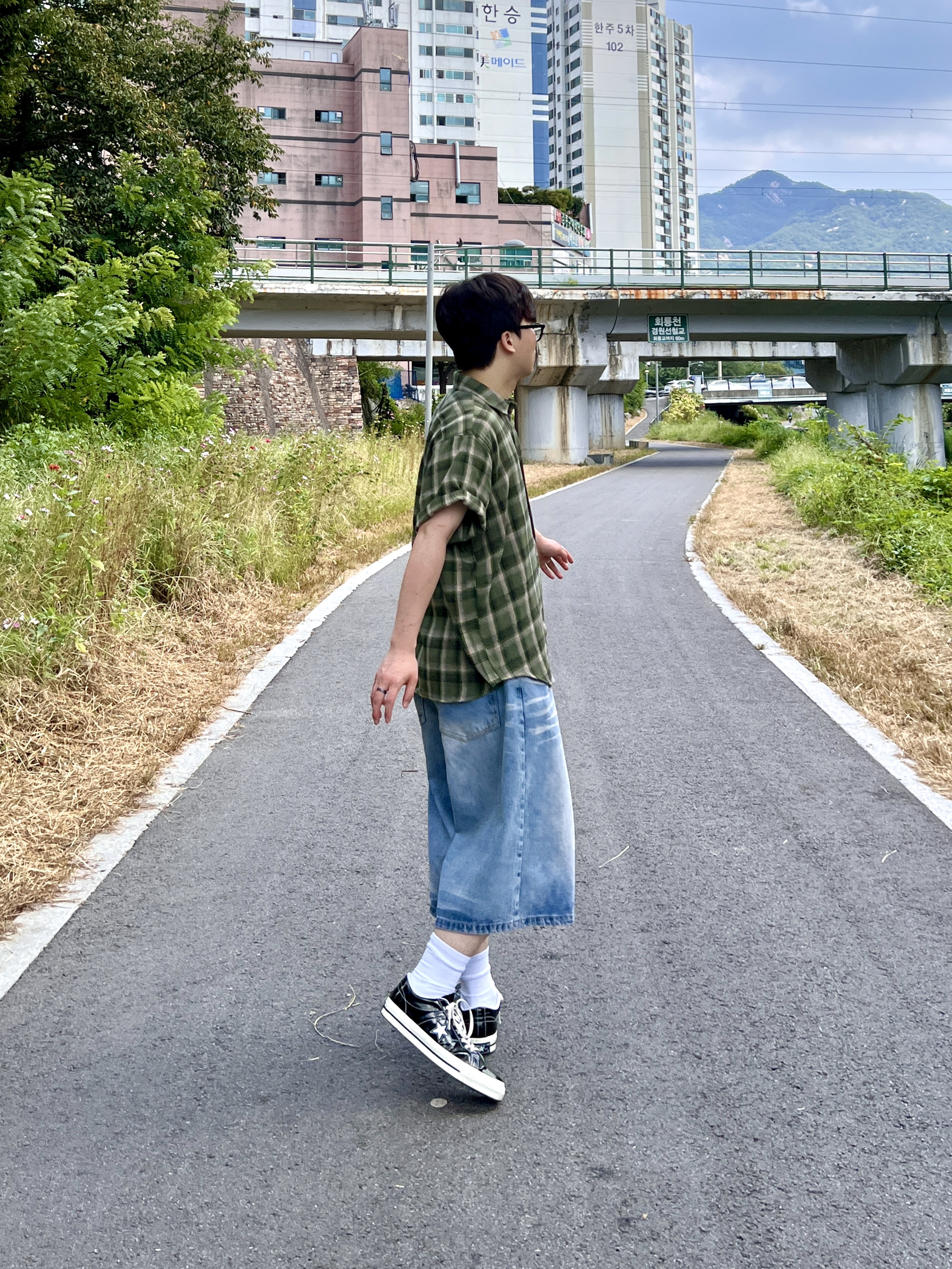 Converse One Star Ox Black 착용 스타일 - 2