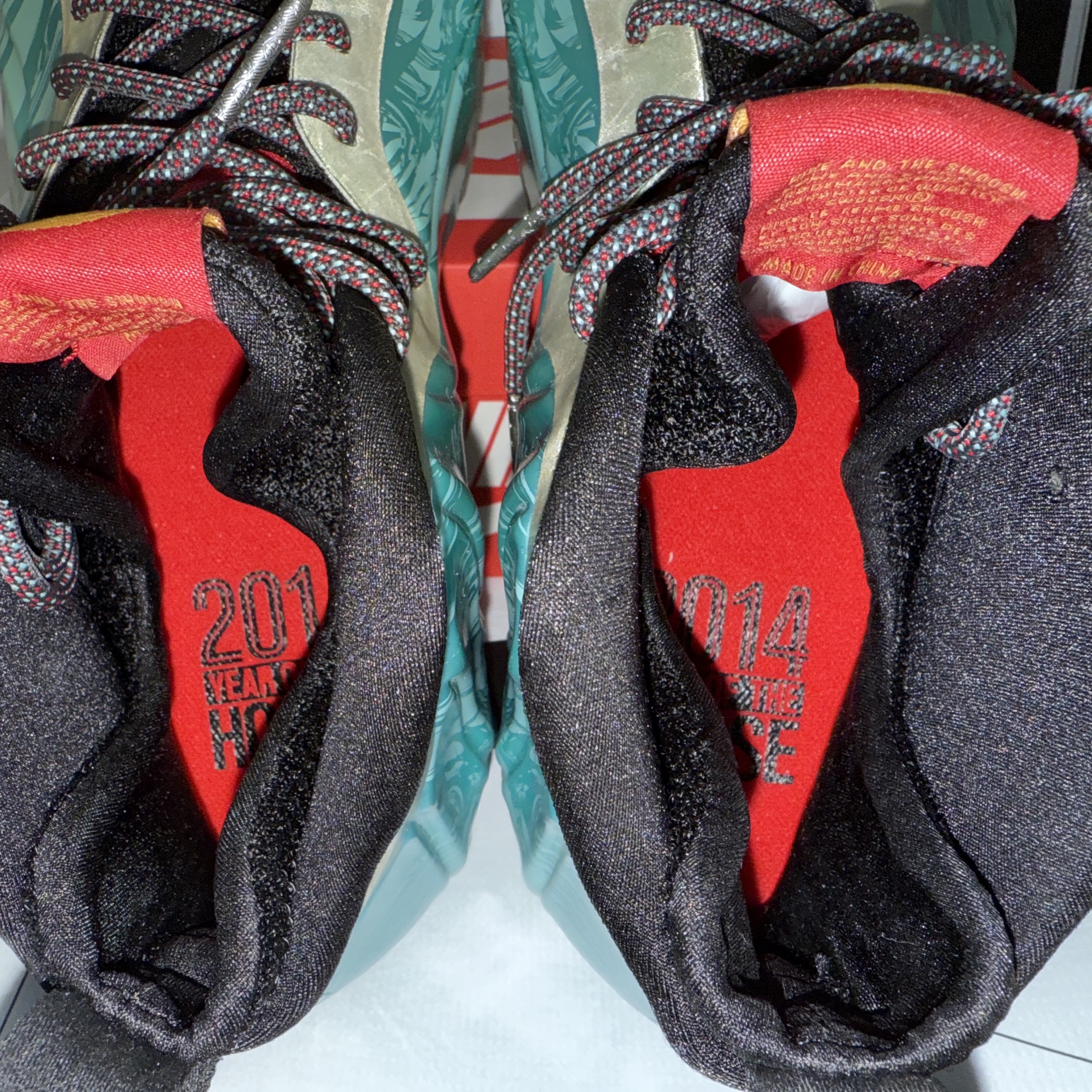 Nike Air Flightposite Exposed Year of the Horse QS Diffused Jade 착용 스타일