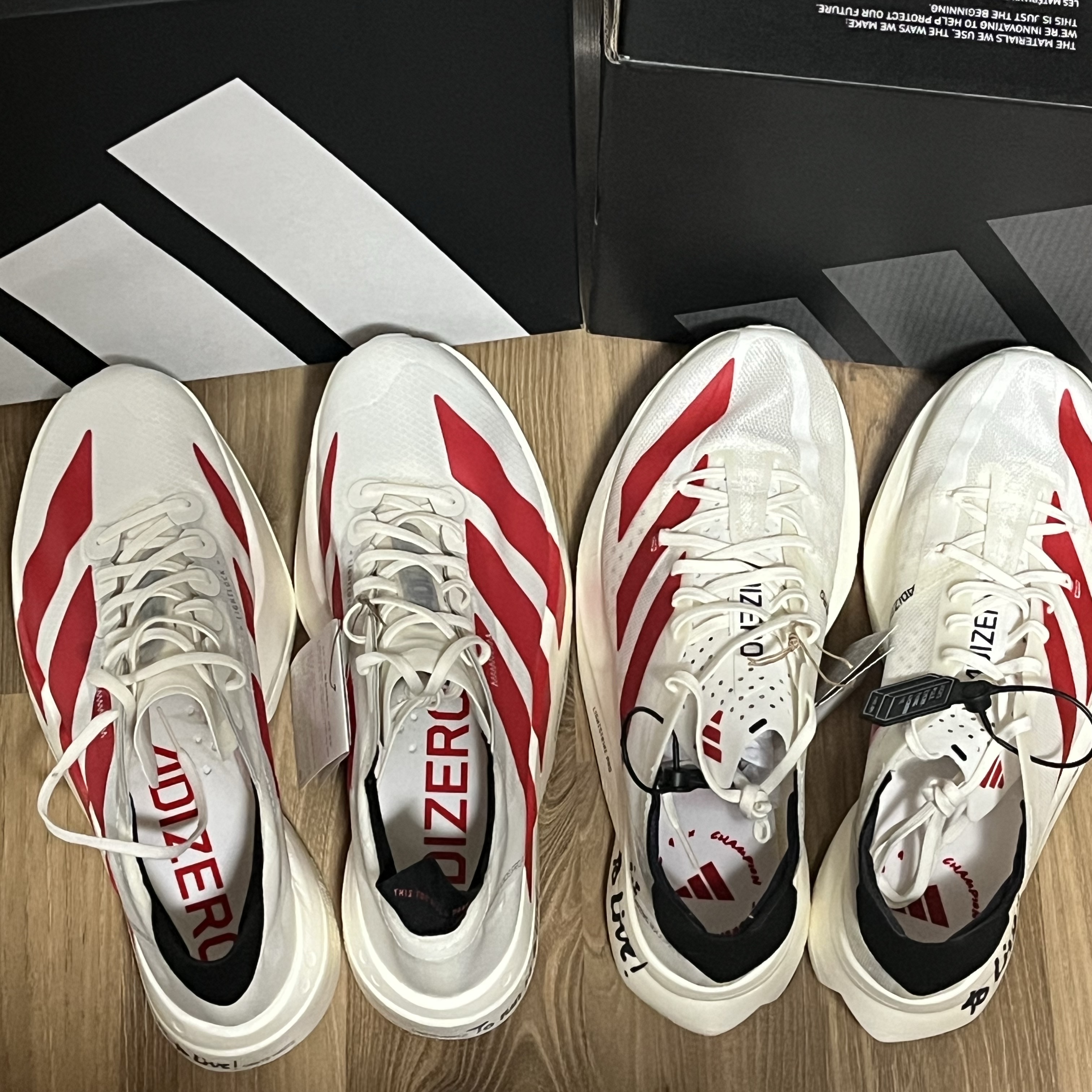 Adidas Adizero Adios Pro 3 Off White Better Scarlet 착용 스타일