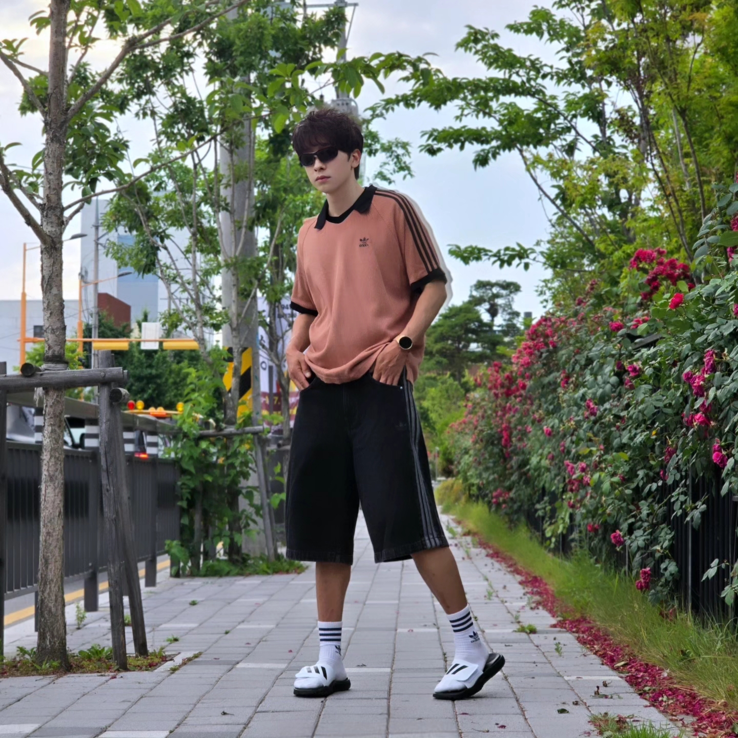 Adidas Adicolor Classics Waffle Polo Shirt Clay Strata - KR Sizing, Adidas Adicolor Classics Waffle Polo Shirt Clay Strata - US Sizing 착용 스타일 - 4