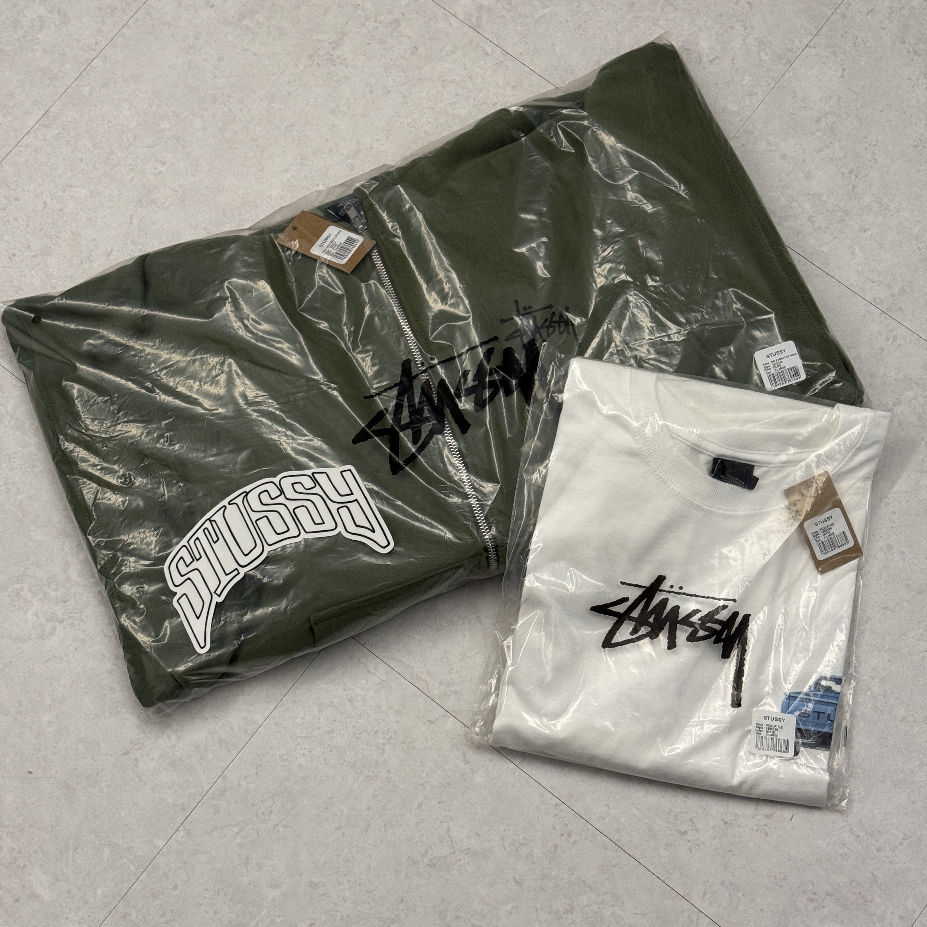 Stussy Basic Stussy Thermal 2 Tone LS T-Shirt Off White 착용 스타일 - 3