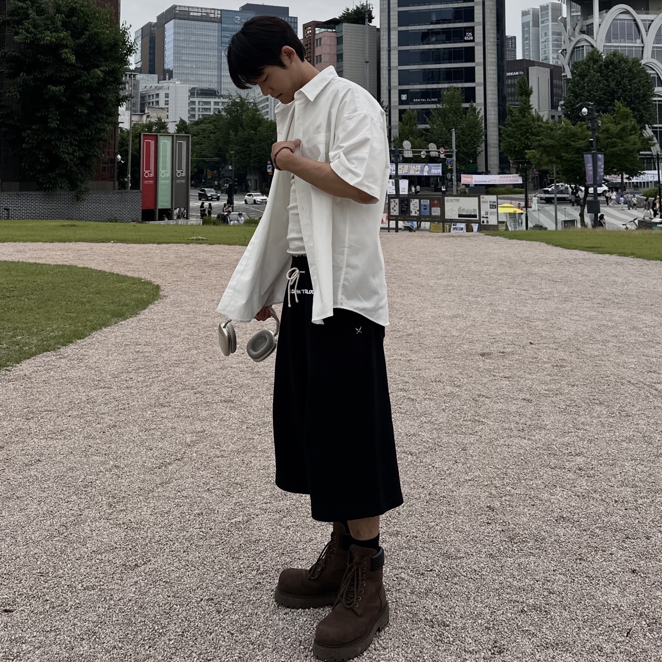 Apple AirPods Max Lightning Silver (Korean Ver.), LOSTGARDEN Route Brown 착용 스타일